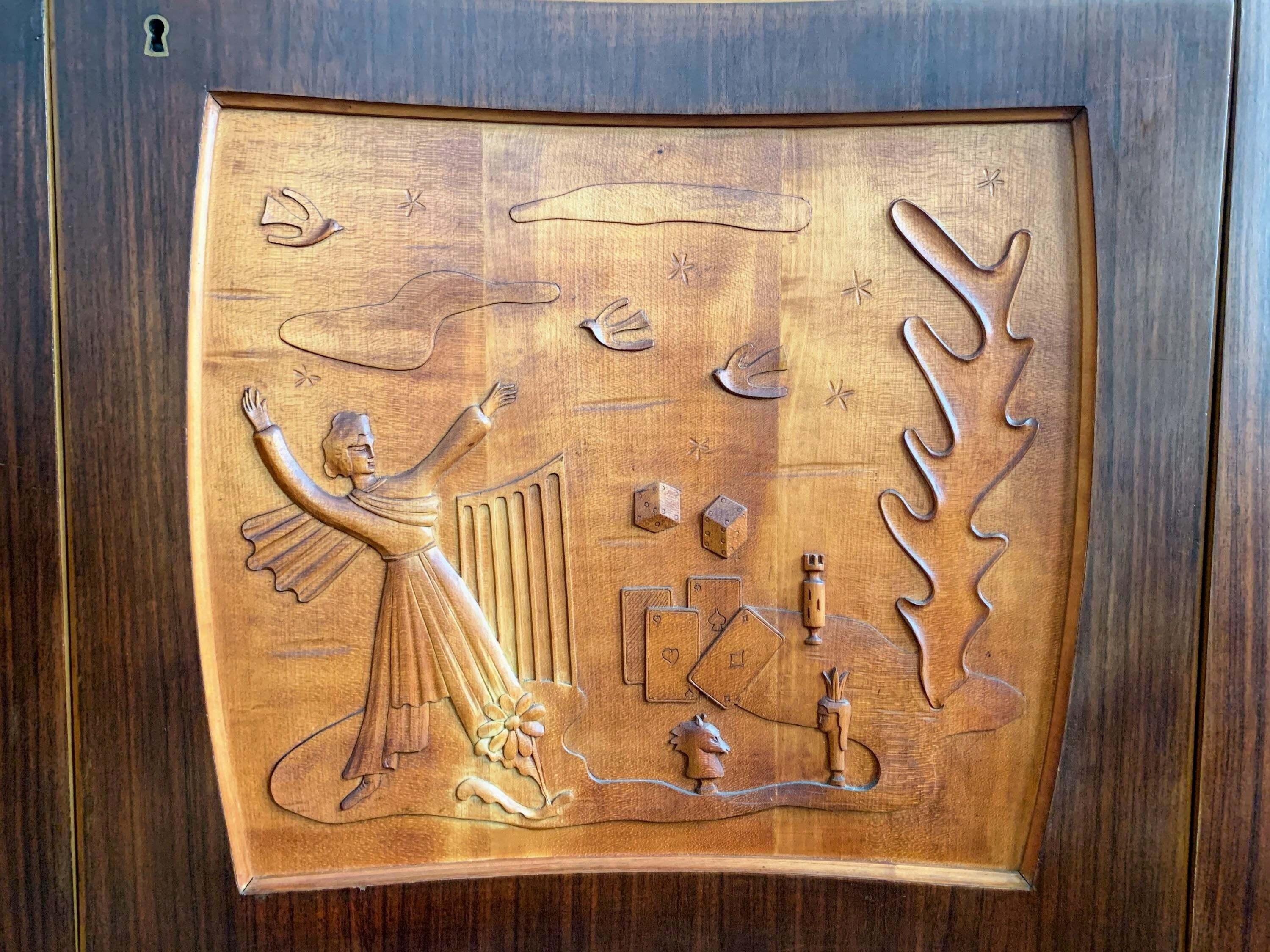 Vittorio Dassi Italian Mid-Century Modern Sideboard Bar Cabinet In Good Condition For Sale In Fort Lauderdale, FL