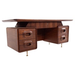 Scrivanie e tavoli da scrittura