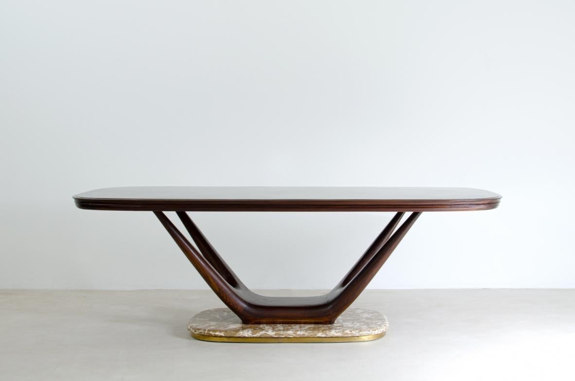 Vittorio Dassi
Large mahogany table with marble and brass base.
Dassi Manufacture, Turin, 1940s.

.