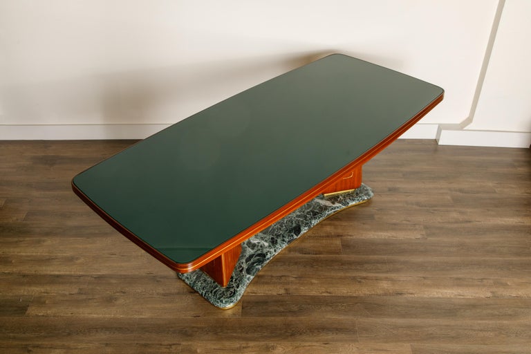 Vittorio Dassi Mahogany, Brass, Green Glass and Marble Dining Table, 1950s Italy For Sale 1