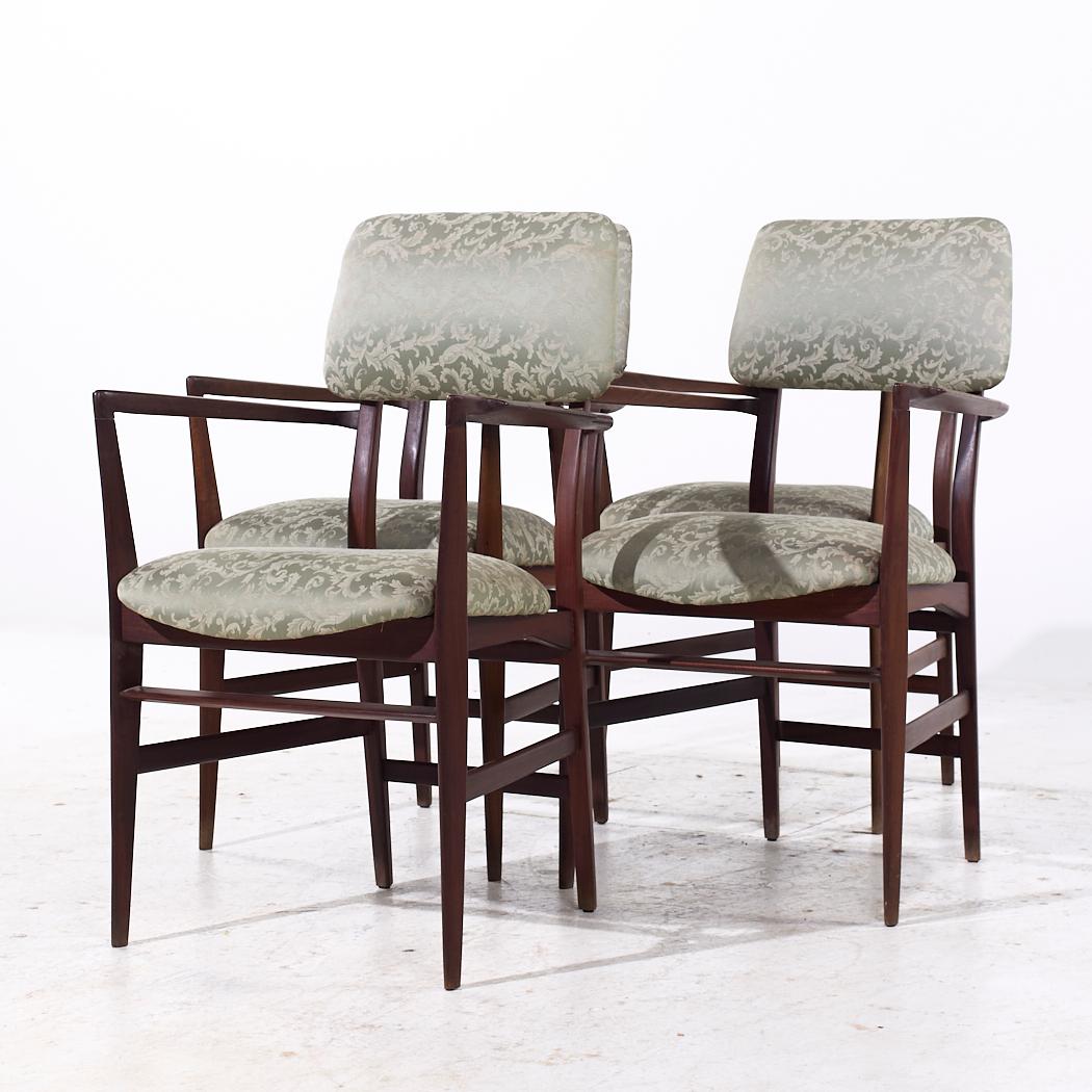 Mid-Century Modern Vittorio Dassi Mid Century Italian Teak Dining Chairs - Set of 4 For Sale