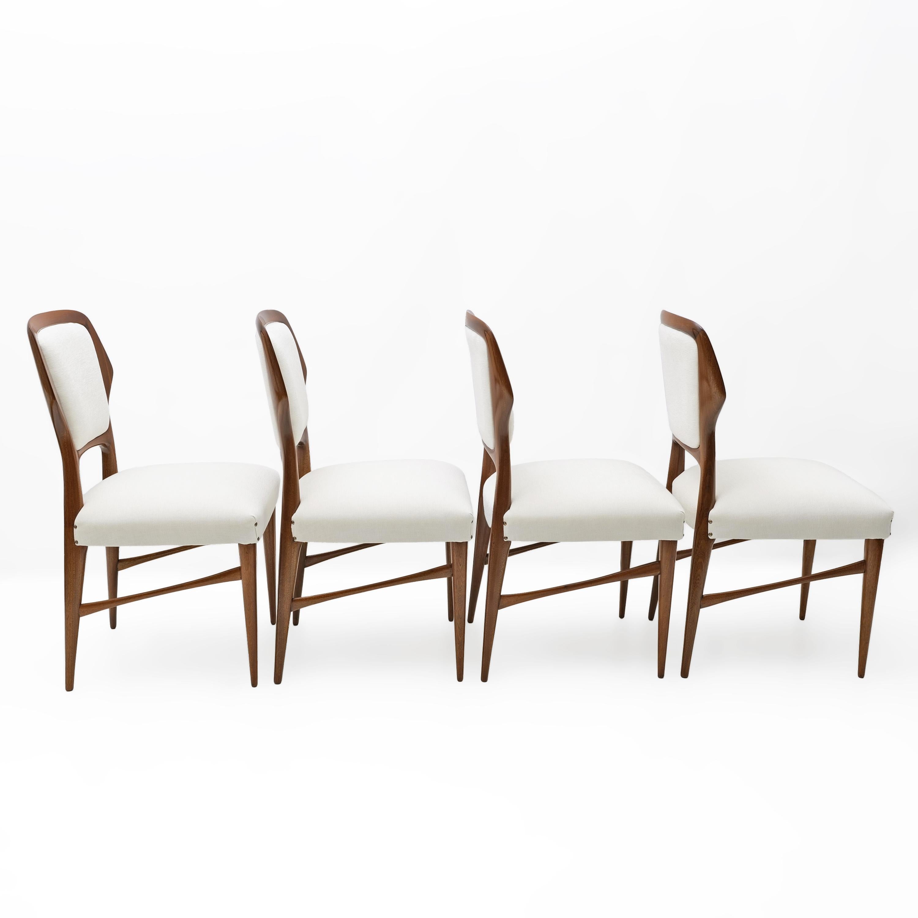 Vittorio Dassi Mid-Century Modern Italian Dinning Chairs, 1950s, Set of Four (Italienisch) im Angebot