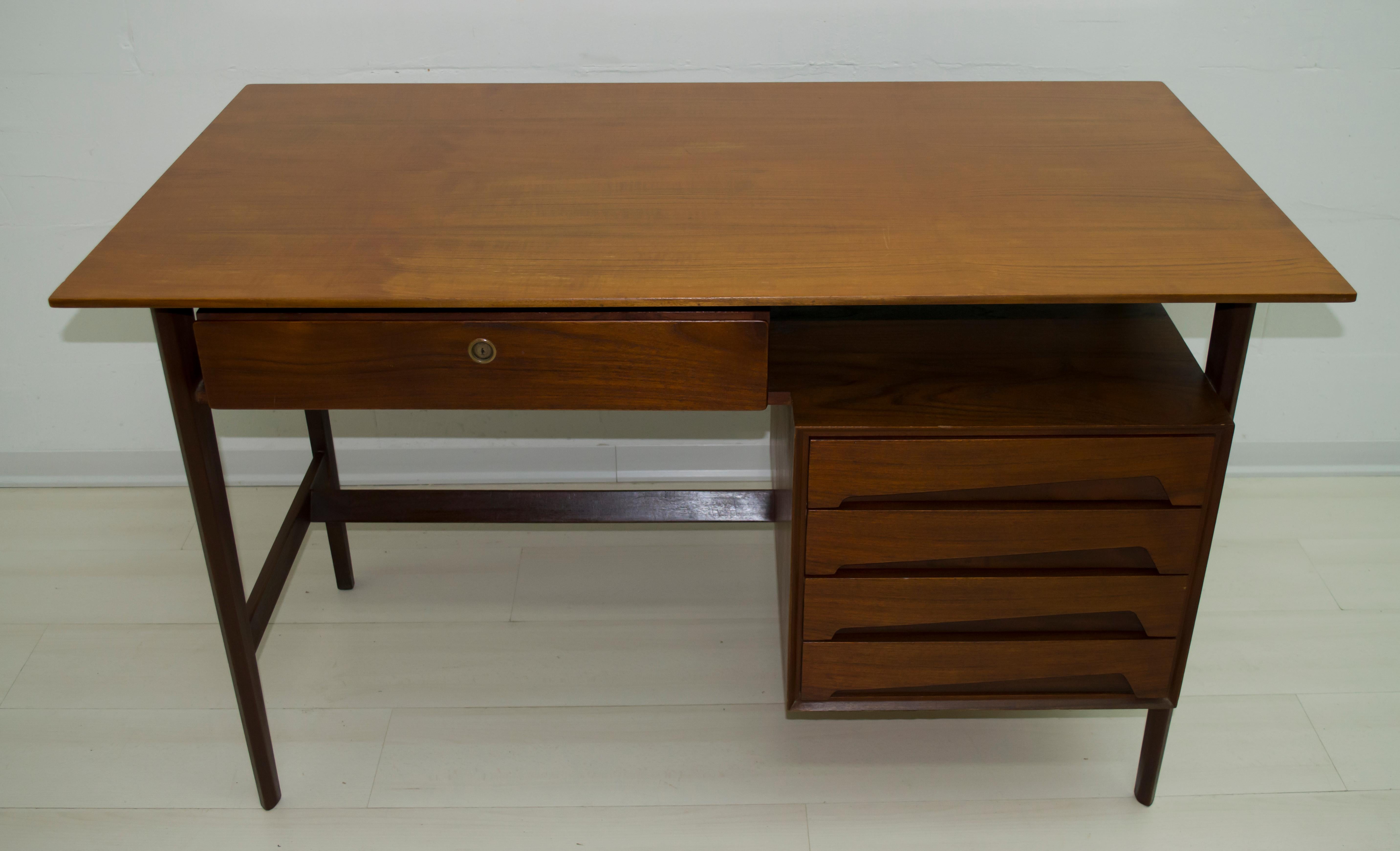 Mid-Century moderno Scrivania e sedia in legno di teak di Vittorio Dassi, anni '50, stile metà del secolo scorso in vendita