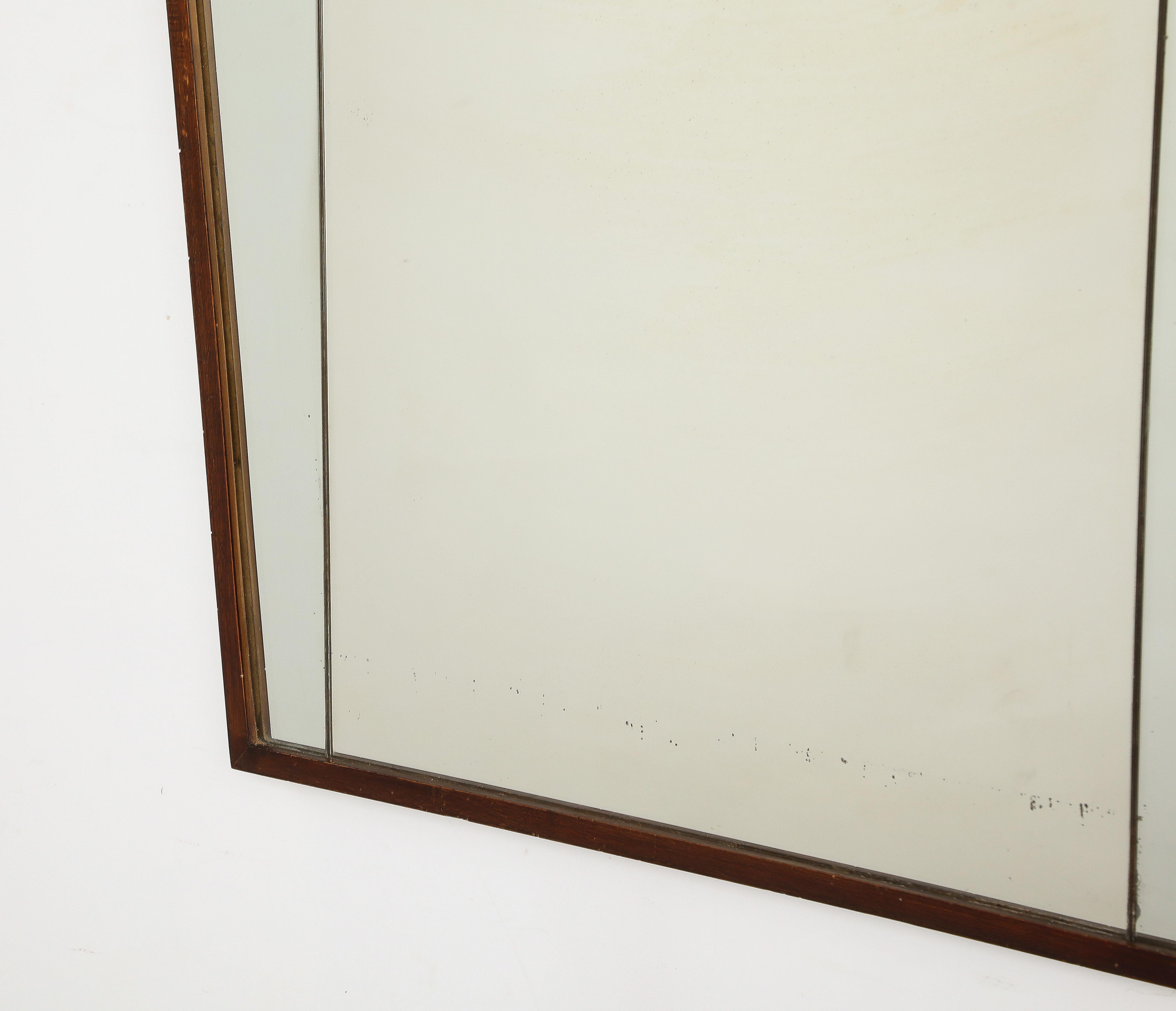Vittorio Dassi Scalloped Wood Wall Mirror, Italy circa 1940  In Good Condition For Sale In New York, NY