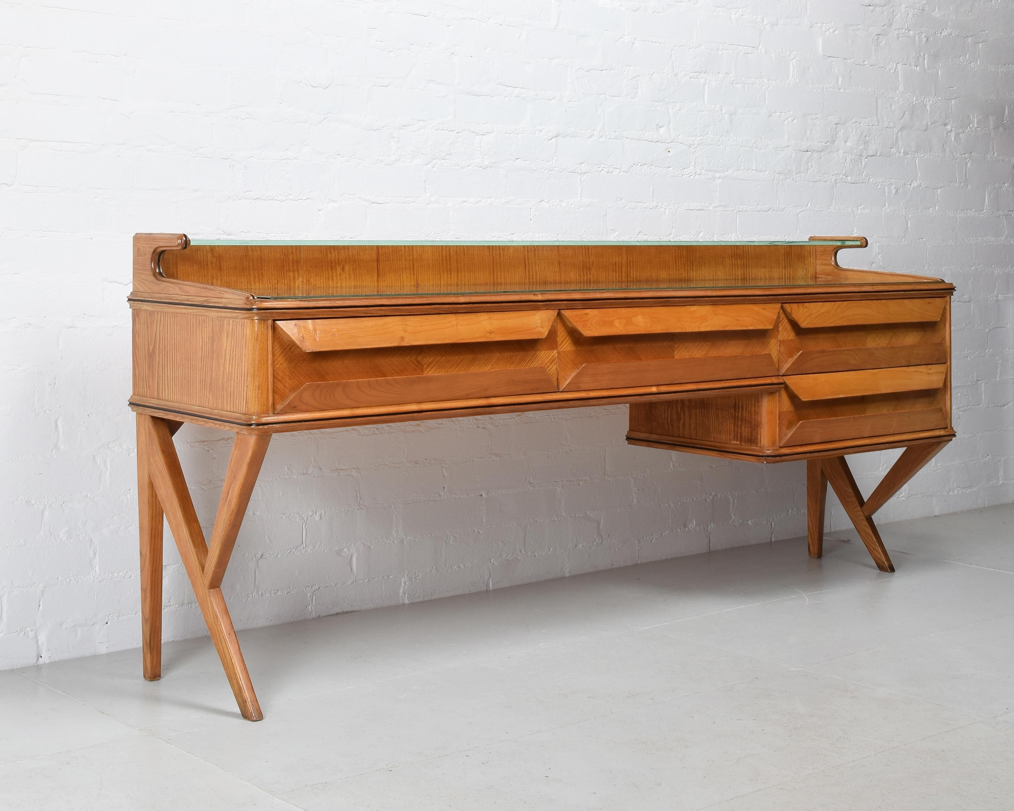 20th Century Vittorio Dassi Sideboard, 1950s, Beautiful Condition, Carlo Mollino -esque For Sale