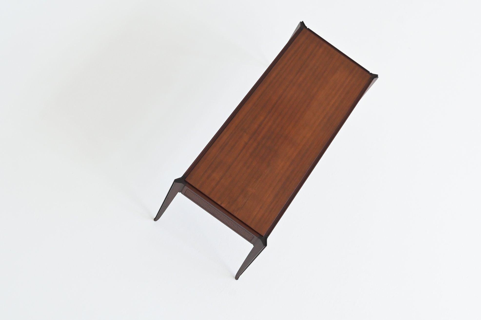 Italienischer Couchtisch im Vittorio Dassi-Stil aus Mahagoni, Italien 1960 im Angebot 15
