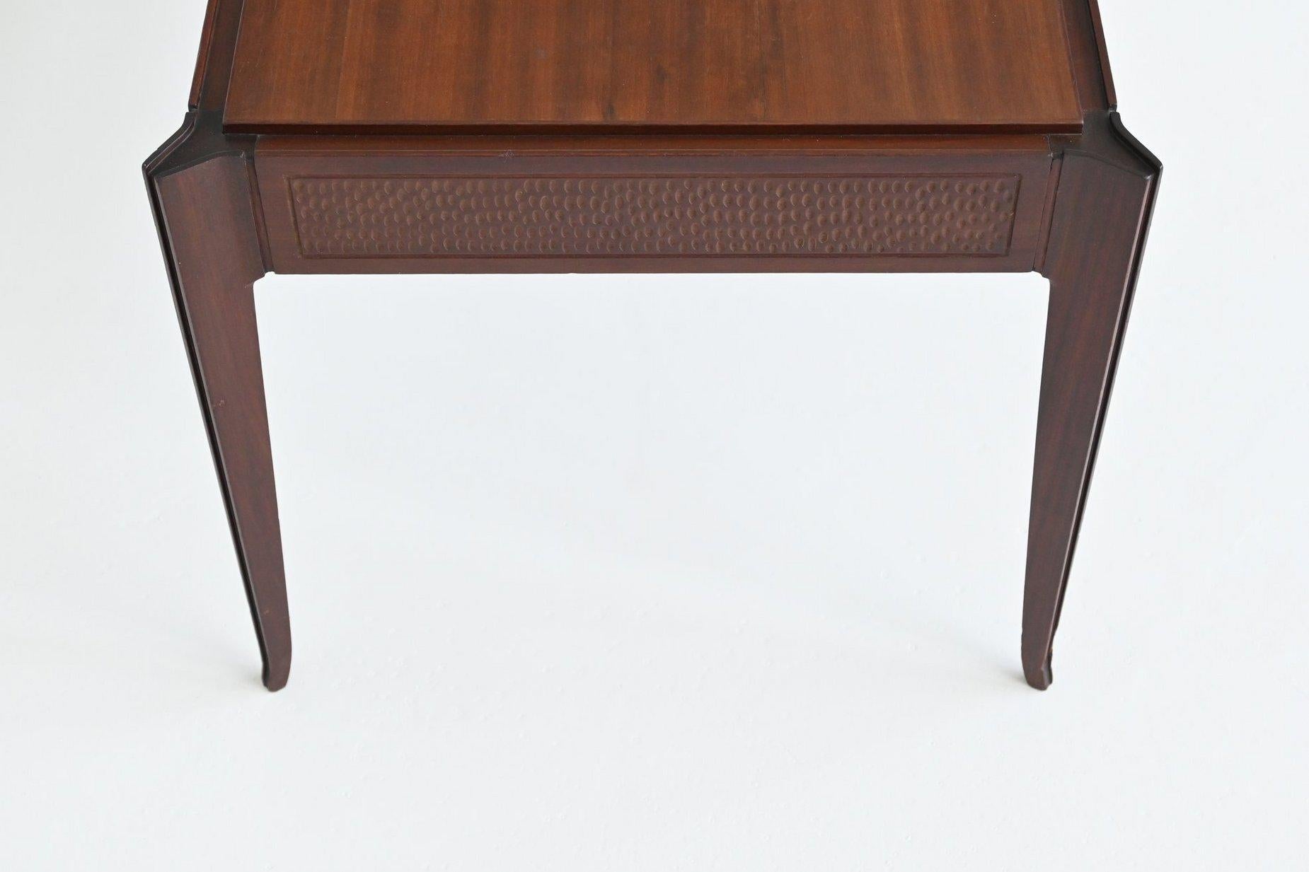 Mid-20th Century Vittorio Dassi style Italian coffee table in mahogany Italy 1960 For Sale
