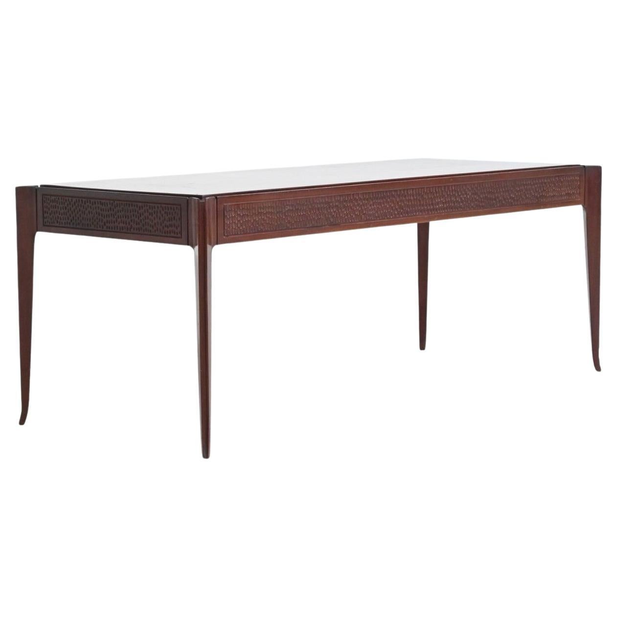 Italienischer Couchtisch im Vittorio Dassi-Stil aus Mahagoni, Italien 1960 im Angebot