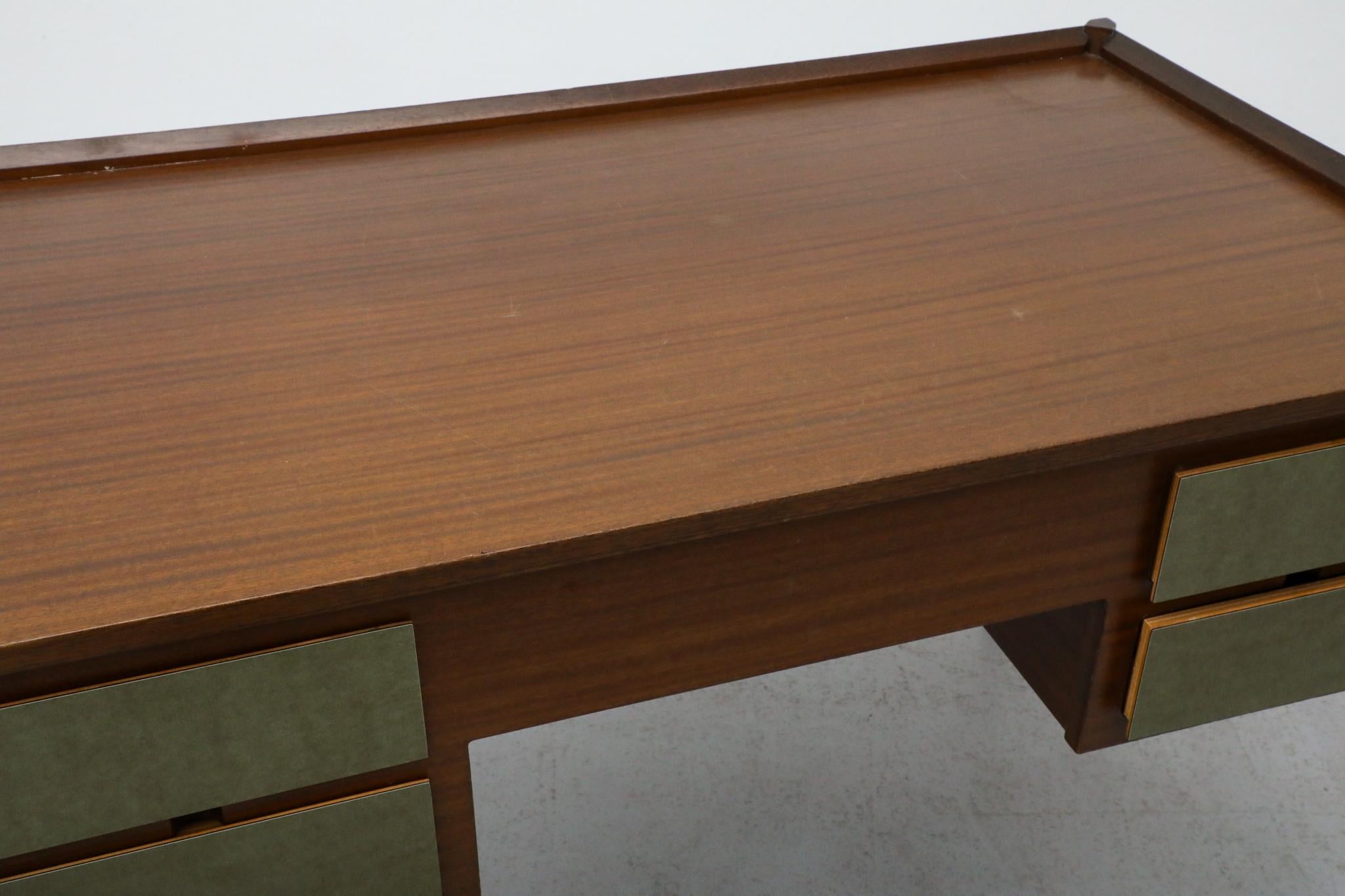 Scrivania Vittorio Dassi, stile Gio Ponti, Greene & Greene, metà secolo in vendita 7