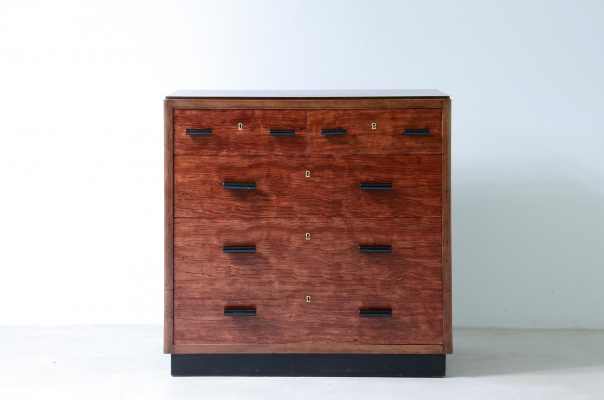 Vittorio Ducrot (1867-1942)


Small chest of drawers in flamed oak with turned wooden knobs.

Ducrot manufacture, Palermo, around 1940.

Manufacturing label inside.

The famous Ducrot & Co. created, among others, the furnishings of Palazzo
