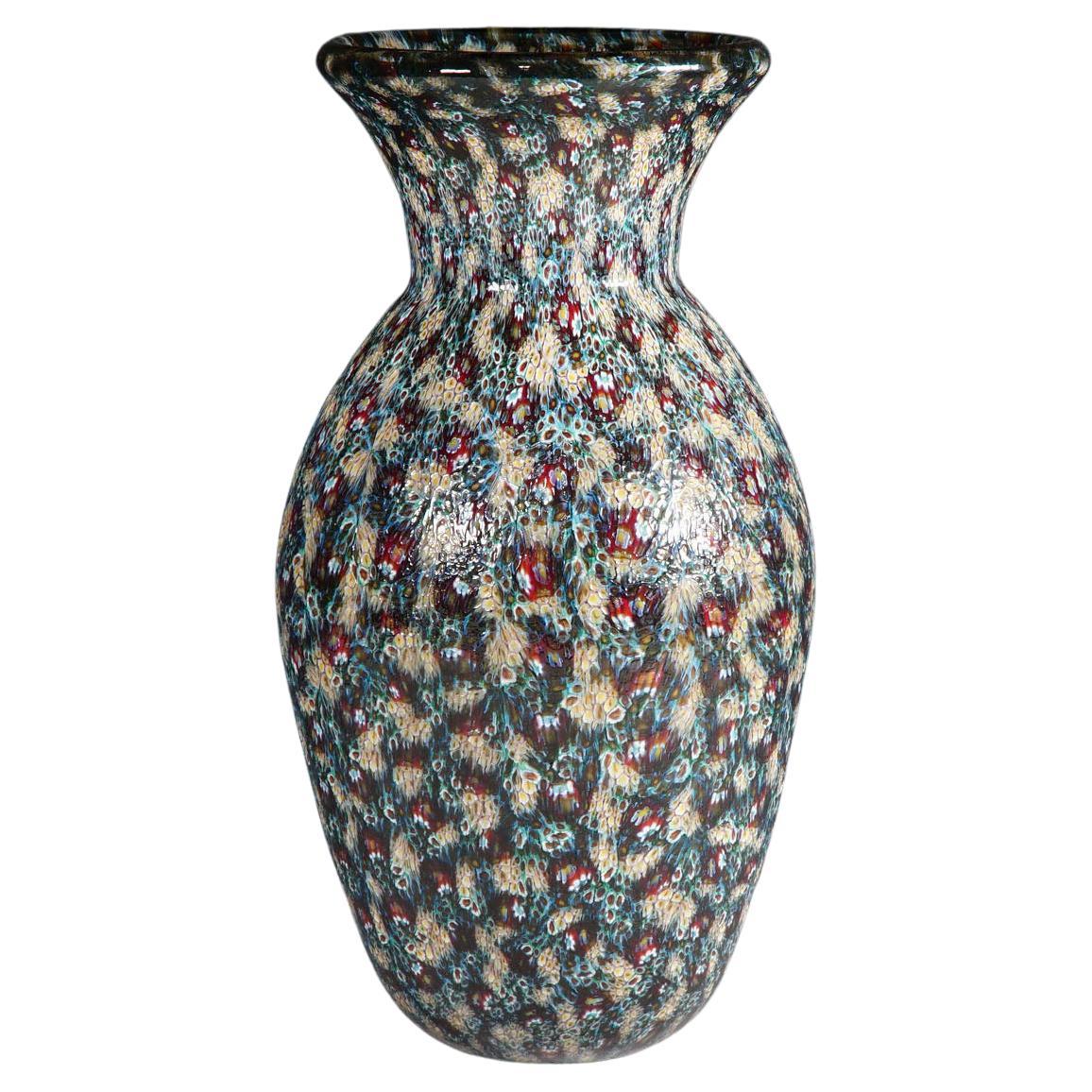 Vittorio Ferro-Vase mit undurchsichtiger Murrine aus Murano, ca. 2000er Jahre