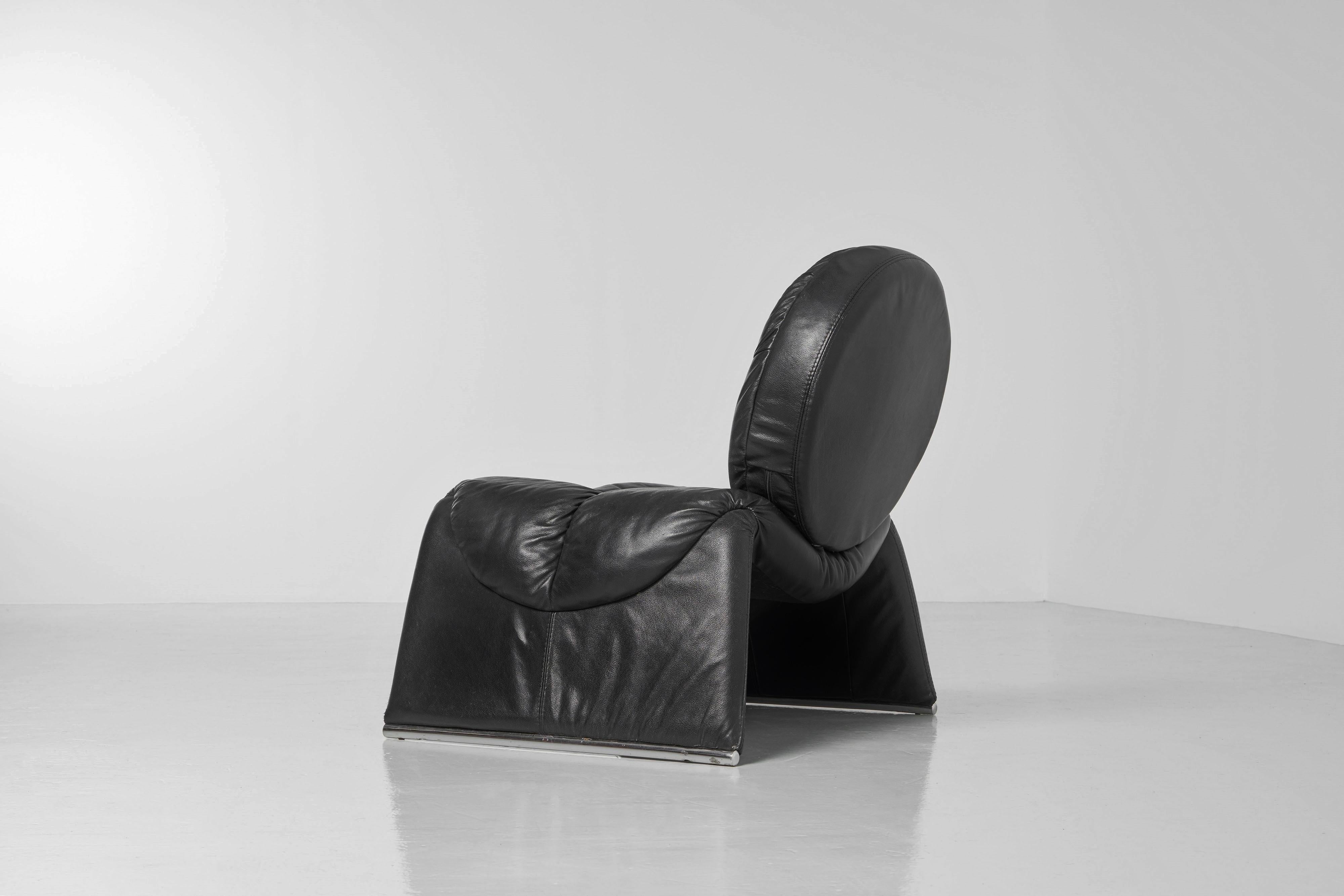 Mid-Century Modern Vittorio Introini Calypso lounge chair Saporiti Italy 1979 For Sale