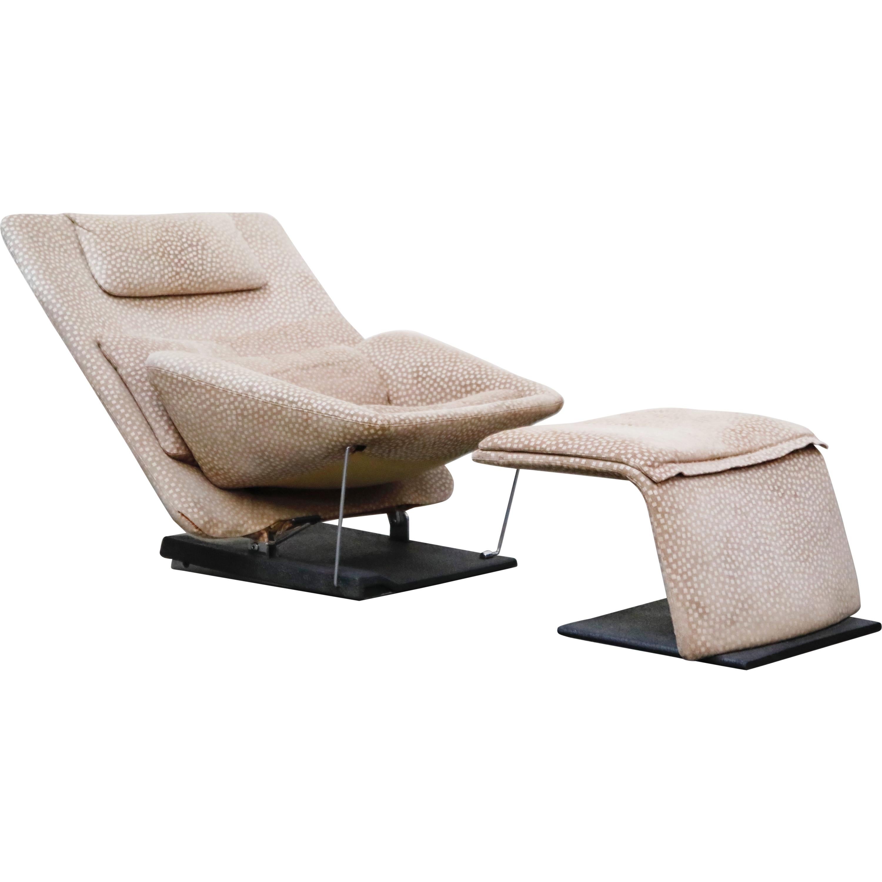 Vittorio Introini for Saporiti Italia Reclining Lounge Chair and Ottoman, 1970s