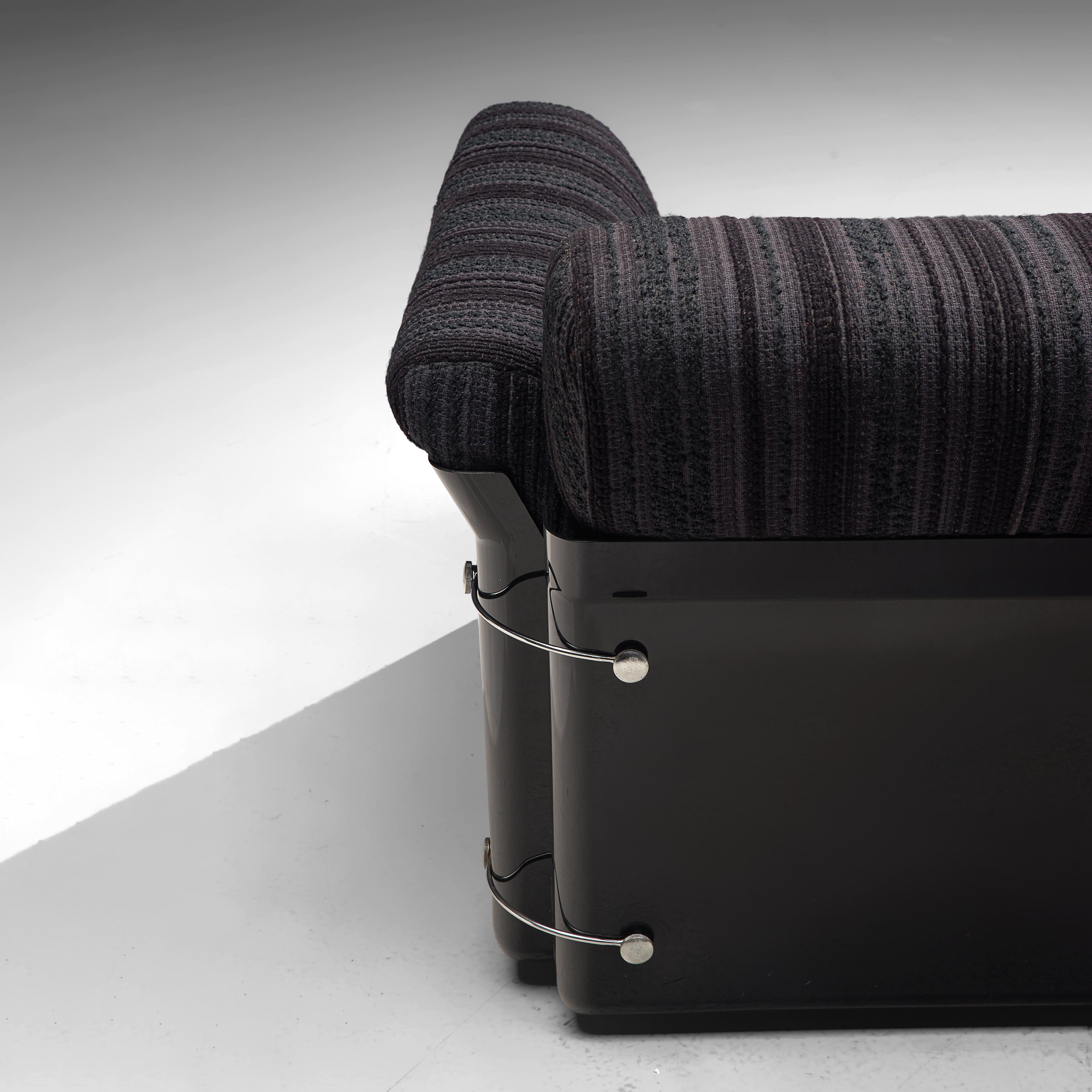 Mid-20th Century Vittorio Introini for Saporiti 'Larissa' Sofa in Purple Black Upholstery For Sale