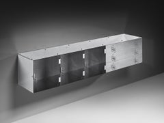 Vittorio Introini para Saporiti Aparador con espejo de aluminio pulido y cristal