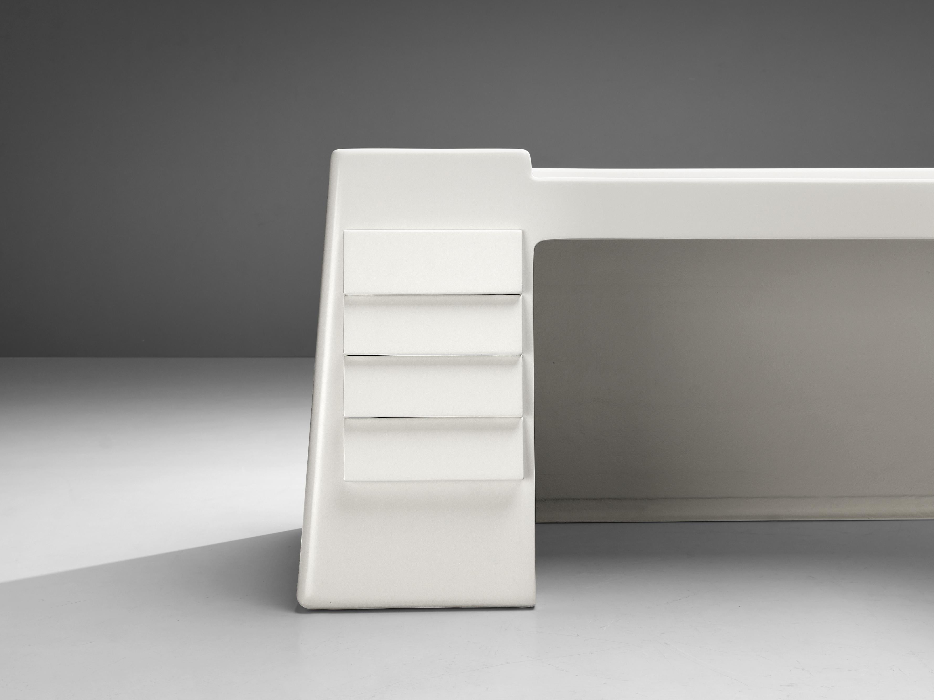 Vittorio Introini for Saporiti Rare Sculptural Desk in White Fiberglass 3