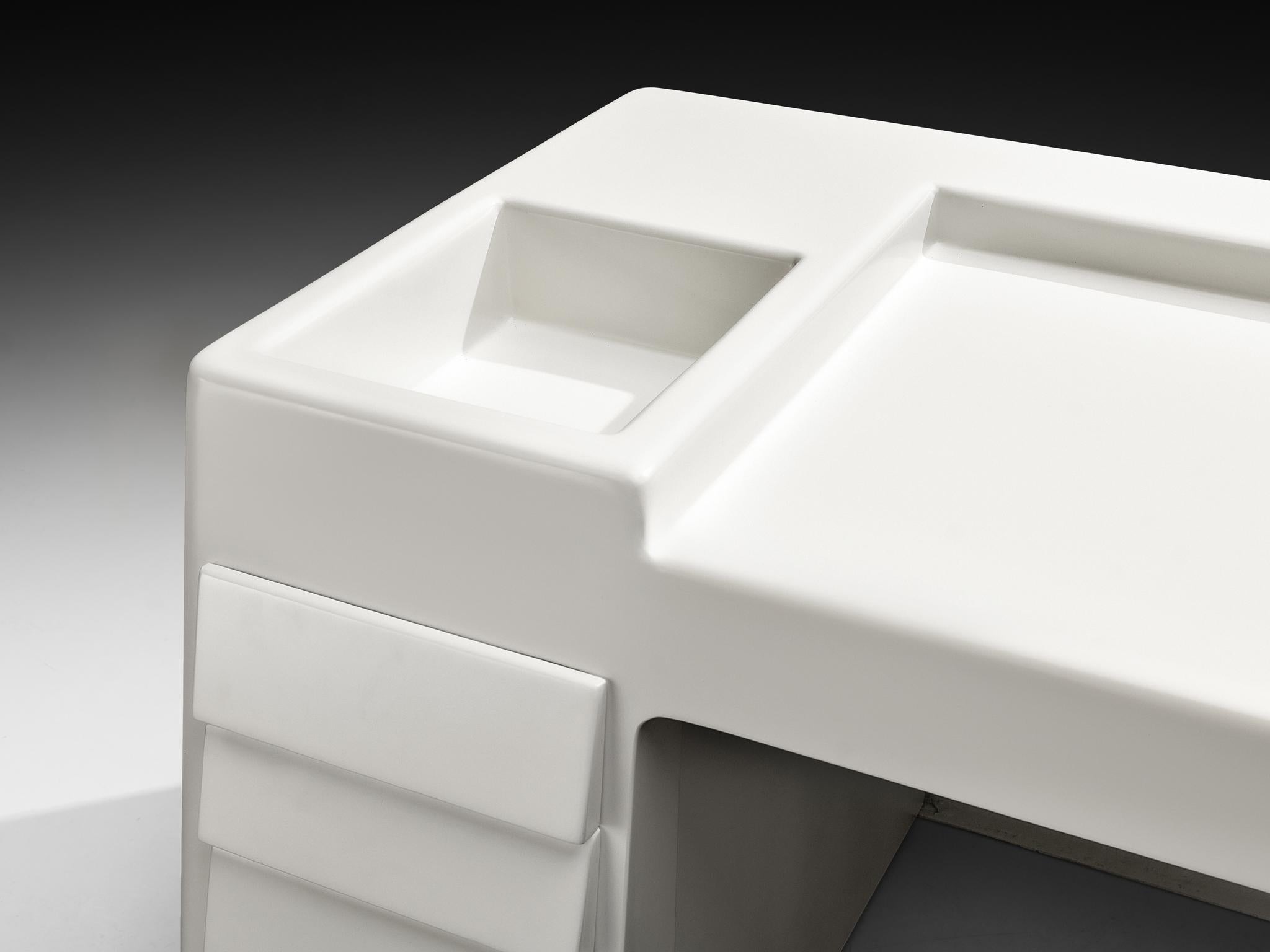 Vittorio Introini for Saporiti Rare Sculptural Desk in White Fiberglass For Sale 4