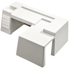 Bureau sculptural rare en fibre de verre blanche Vittorio Introini pour Saporiti