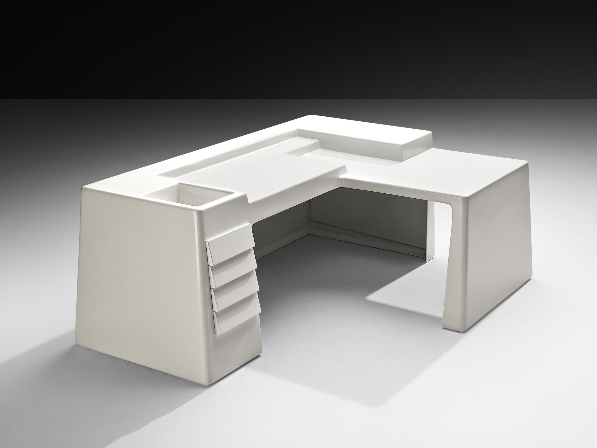 Italian Vittorio Introini for Saporiti Rare Sculptural Desk in White Fiberglass For Sale