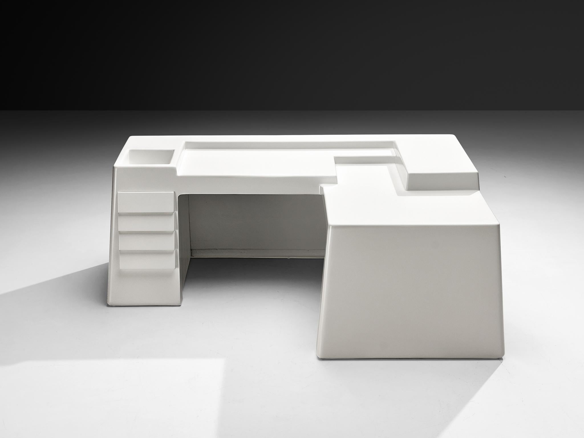 Mid-20th Century Vittorio Introini for Saporiti Rare Sculptural Desk in White Fiberglass For Sale