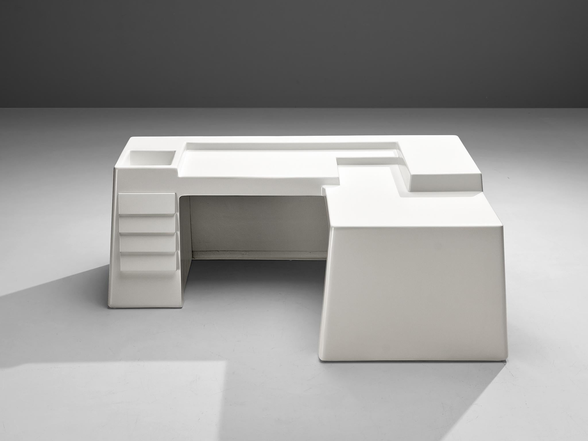 Post-Modern Vittorio Introini for Saporiti Rare Sculptural Desk in White Fiberglass For Sale