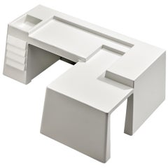 Vittorio Introini for Saporiti Rare Sculptural Desk in White Fiberglass