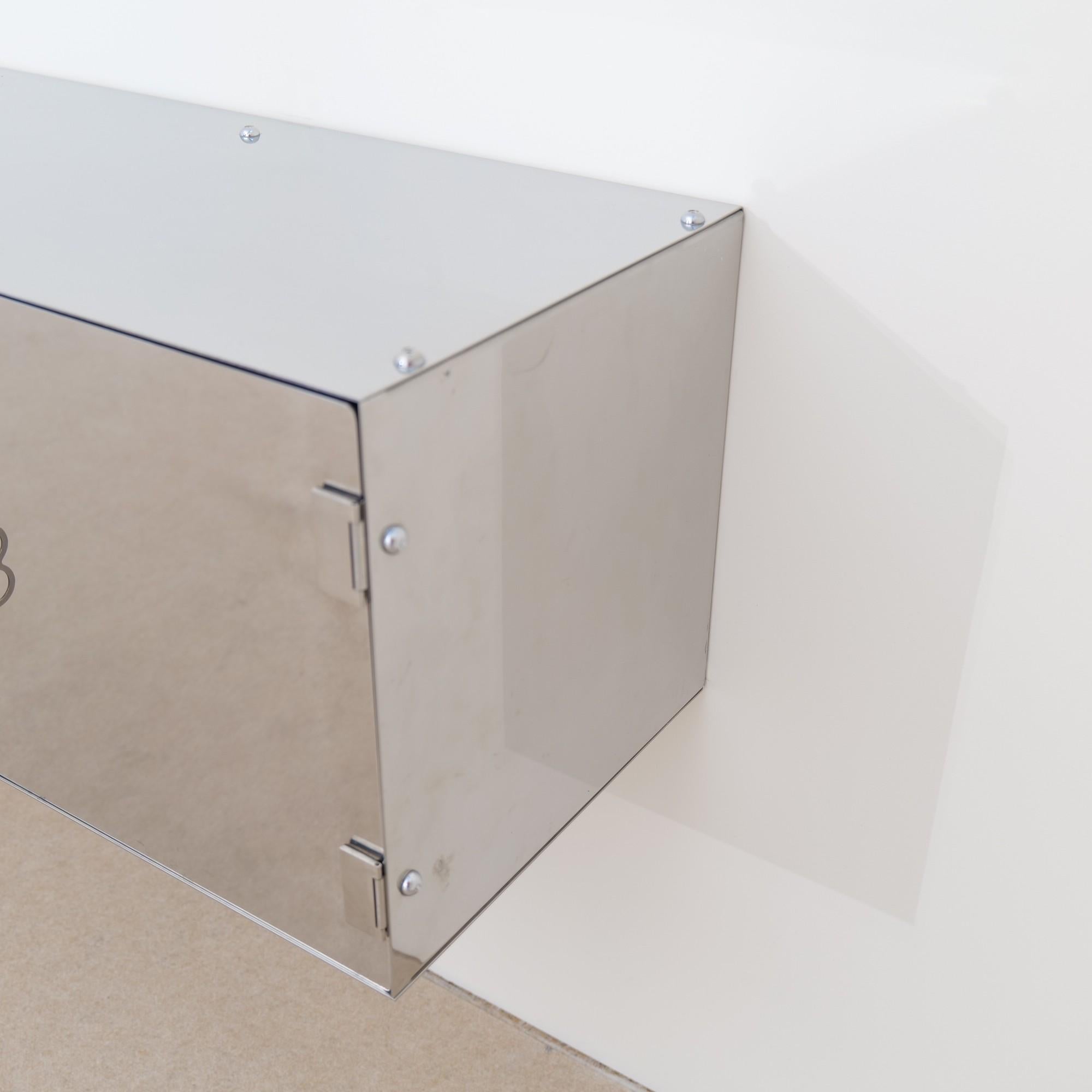 Vittorio Introini for Saporiti wall mounted sideboard - 1970s For Sale 6