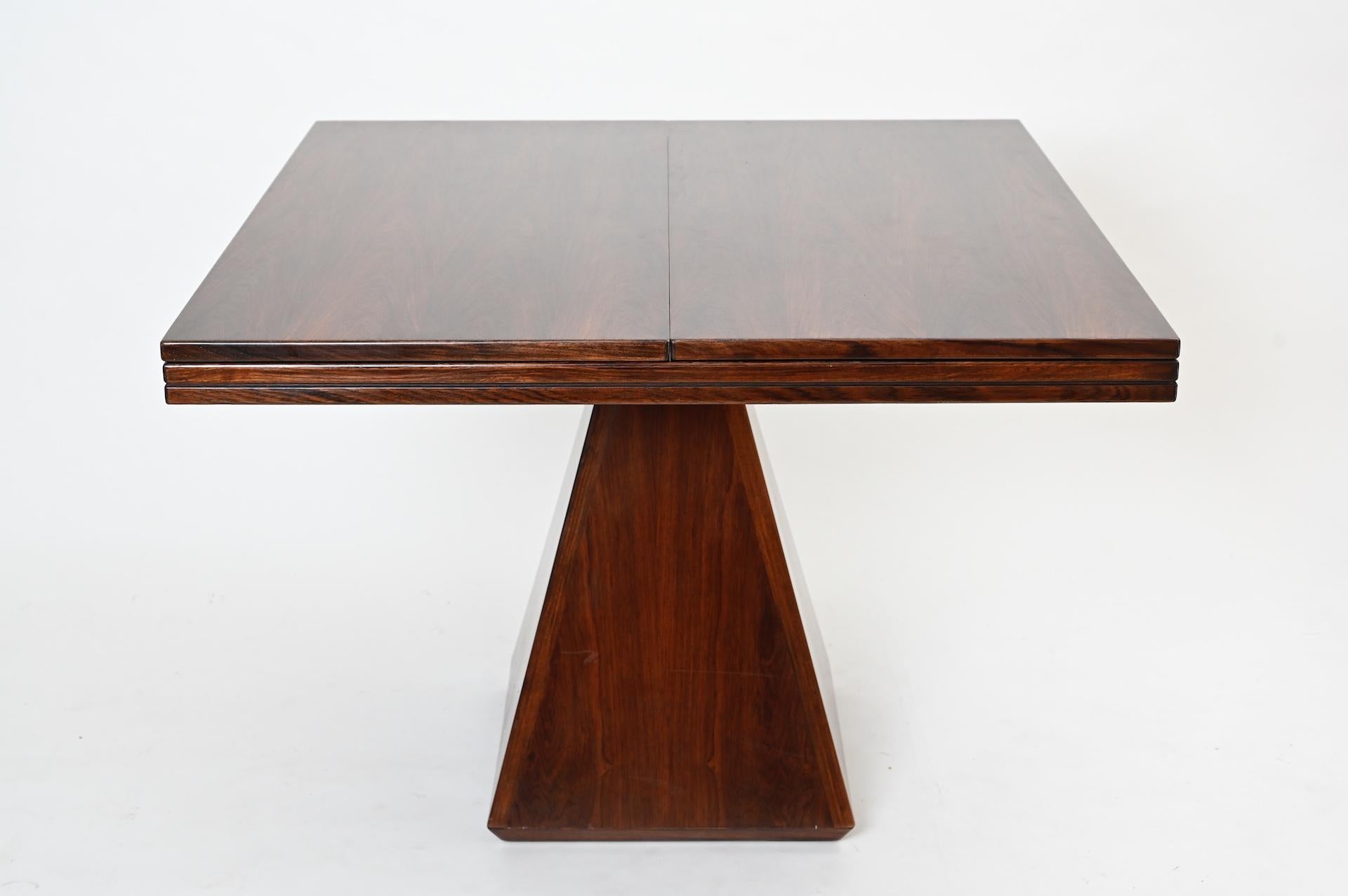 vittorio introini table