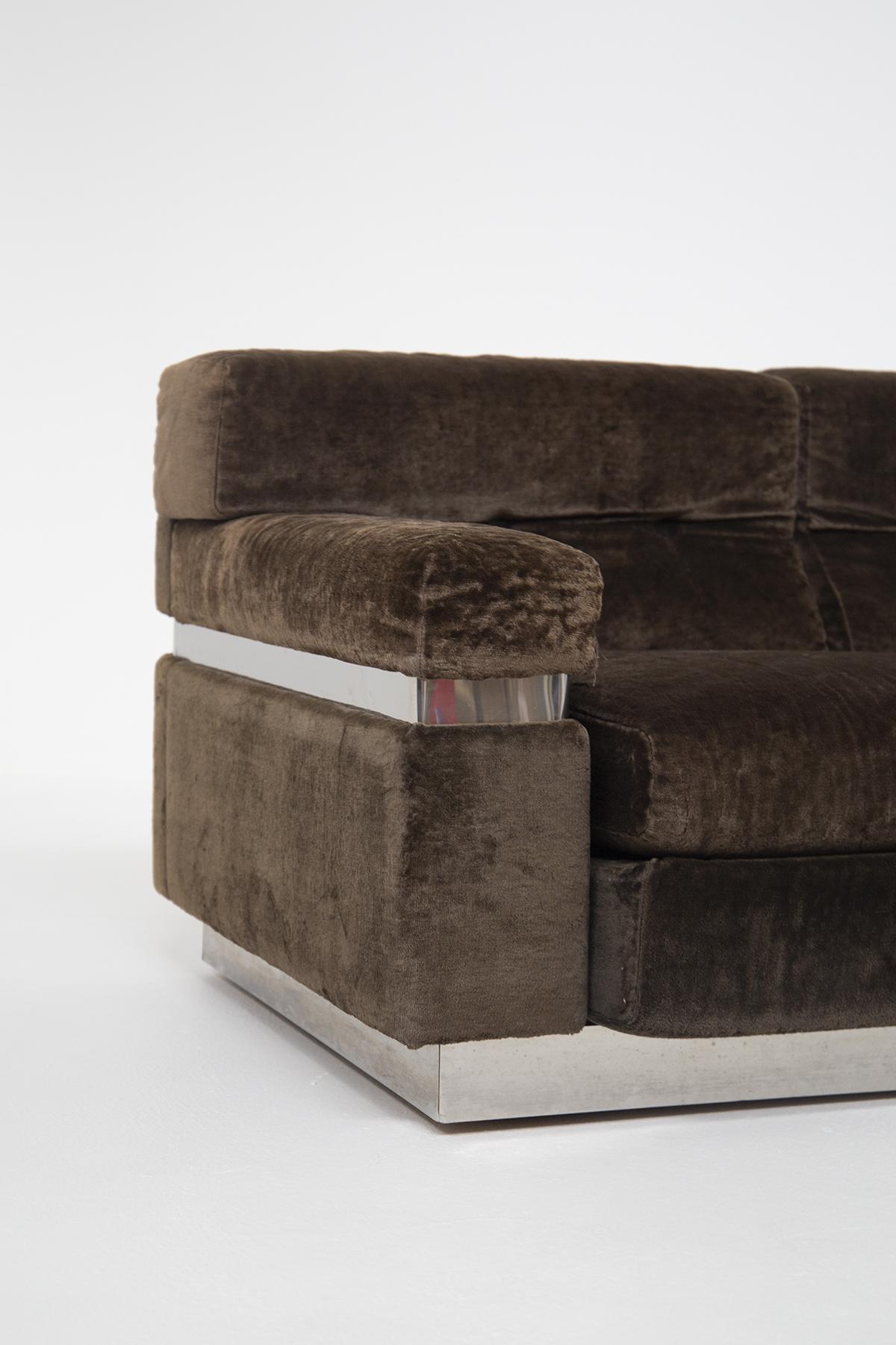 Mid-Century Modern Vittorio Introini Italian Sofa in Brown Velvet and Steel For Sale