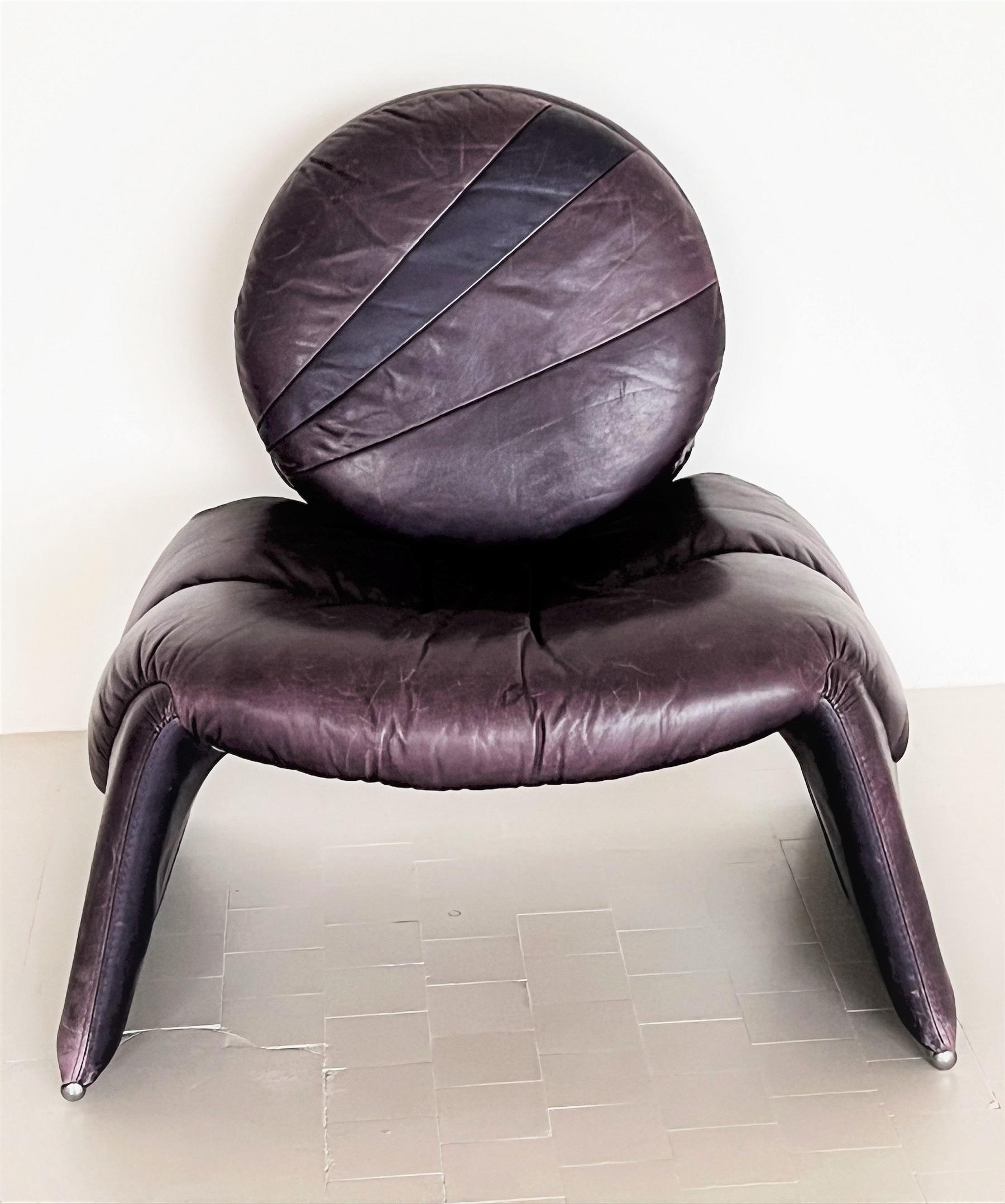 Post-Modern Vittorio Introini Lounge Chair P35 in Purple for Saporiti, 1980s For Sale