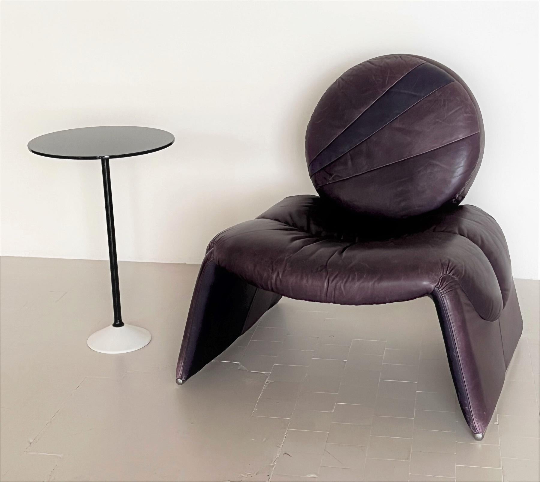 Italian Vittorio Introini Lounge Chair P35 in Purple for Saporiti, 1980s For Sale