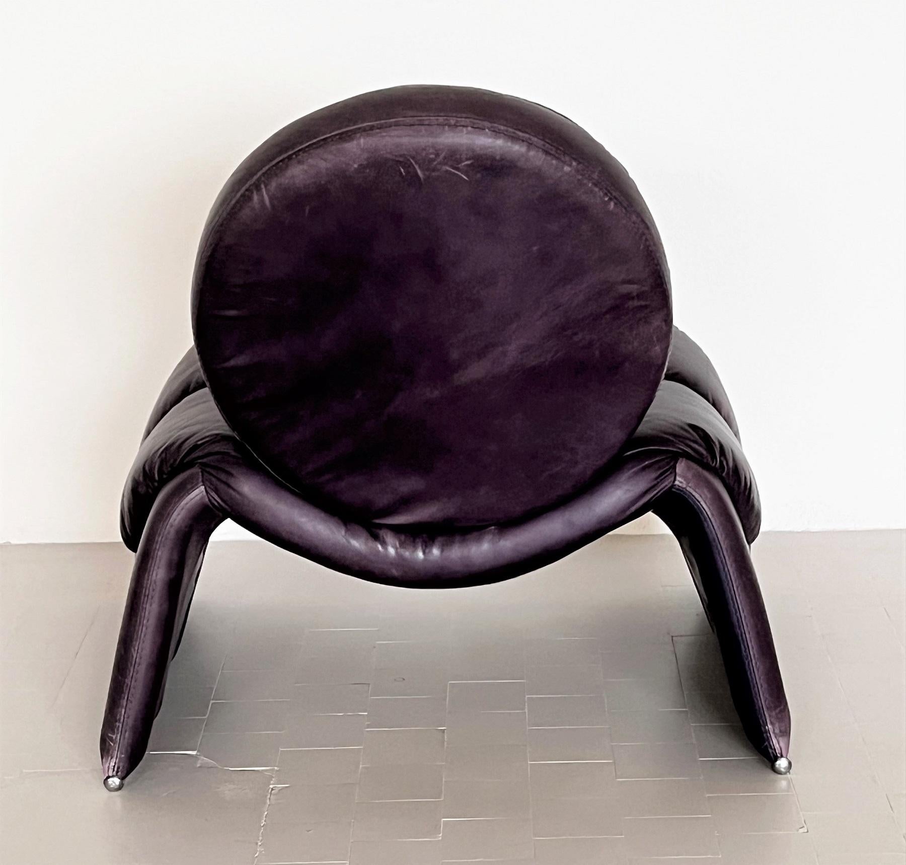 Fin du 20e siècle Vittorio Introini fauteuil de salon P35 violet pour Saporiti, années 1980 en vente