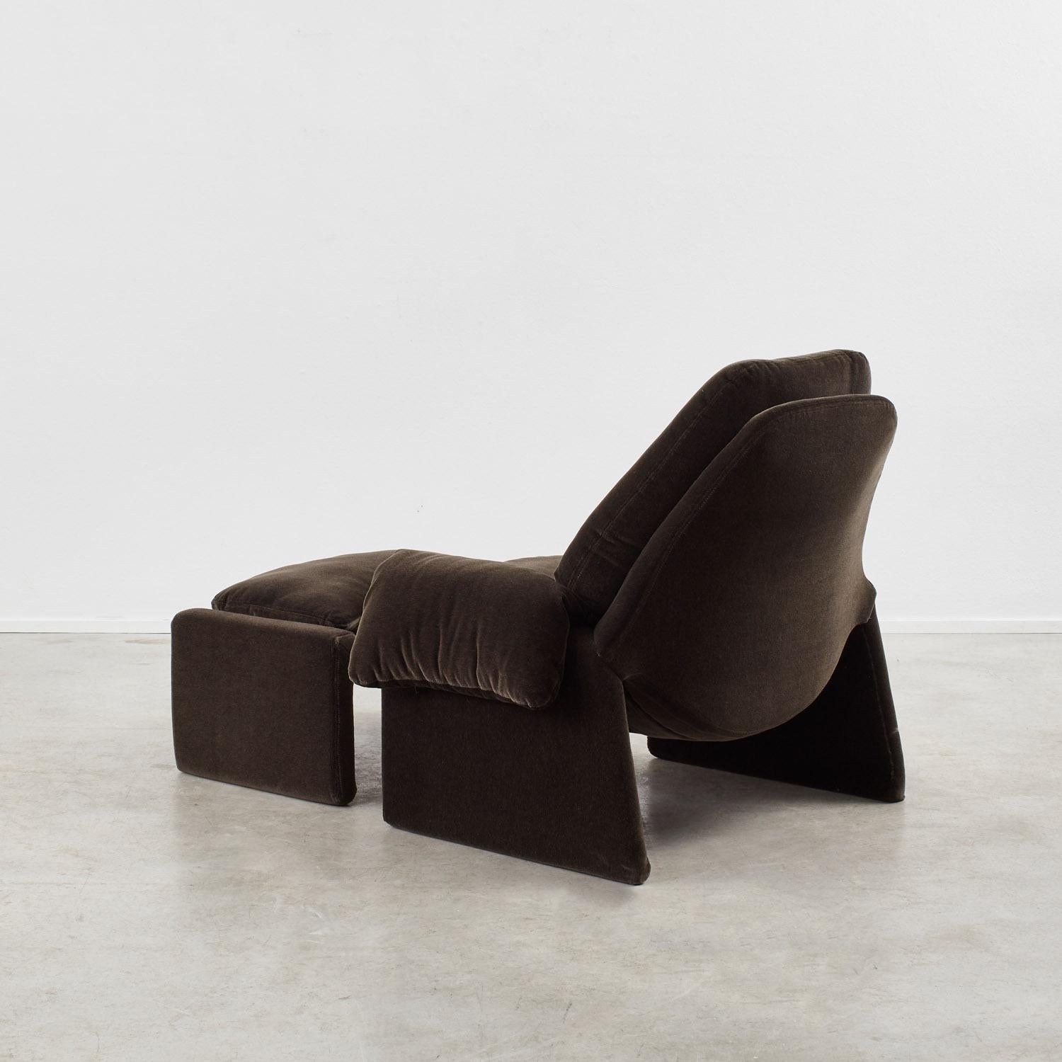 Vittorio Introini P60 chair & ottoman for Saporiti, Italy 1970s. 1