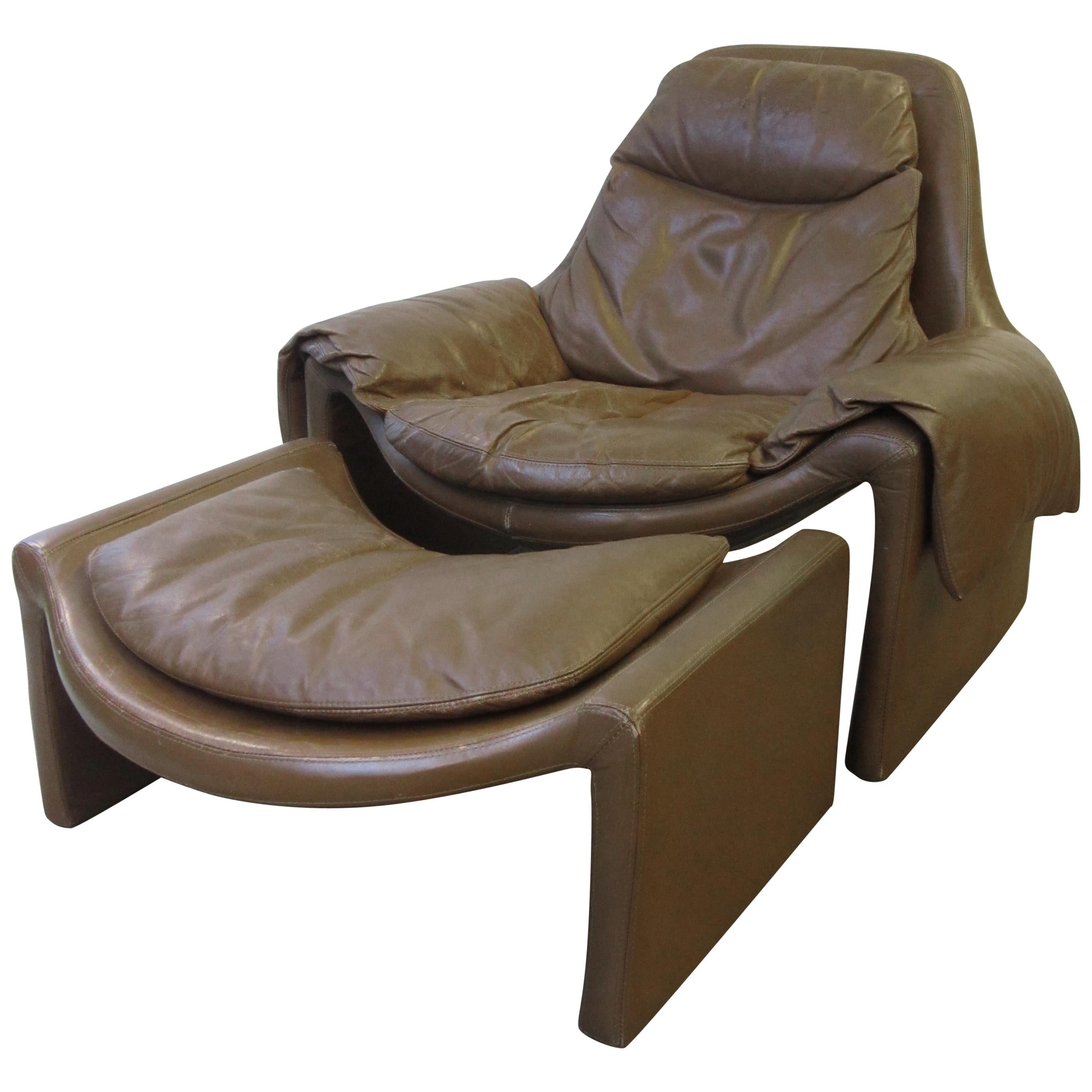 Vittorio Introini 'Proposals'' P60 lounge chair with Ottoman for Saporiti, 1960s