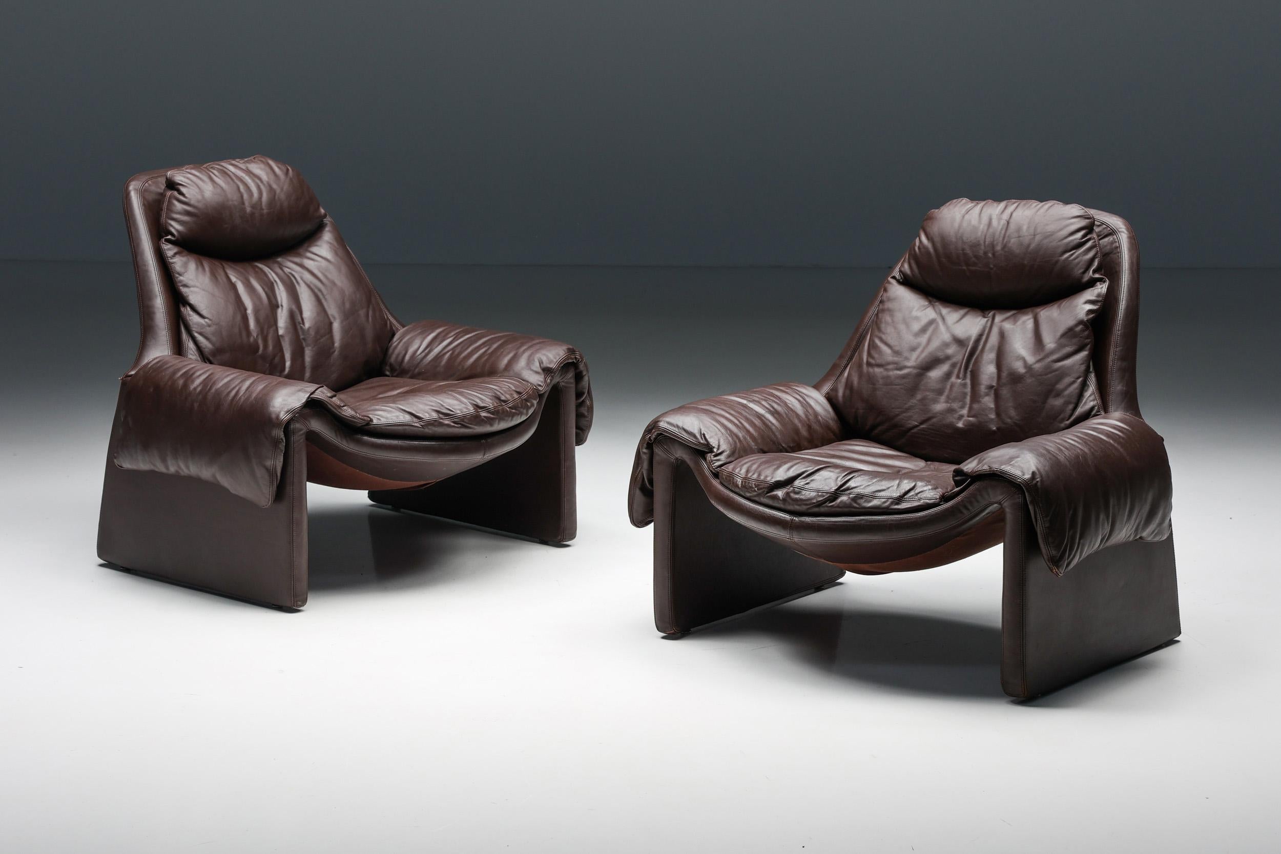 Mid-20th Century Vittorio Introini 'Proposals' P60 Pair of Lounge Chair with Ottoman, Saporiti