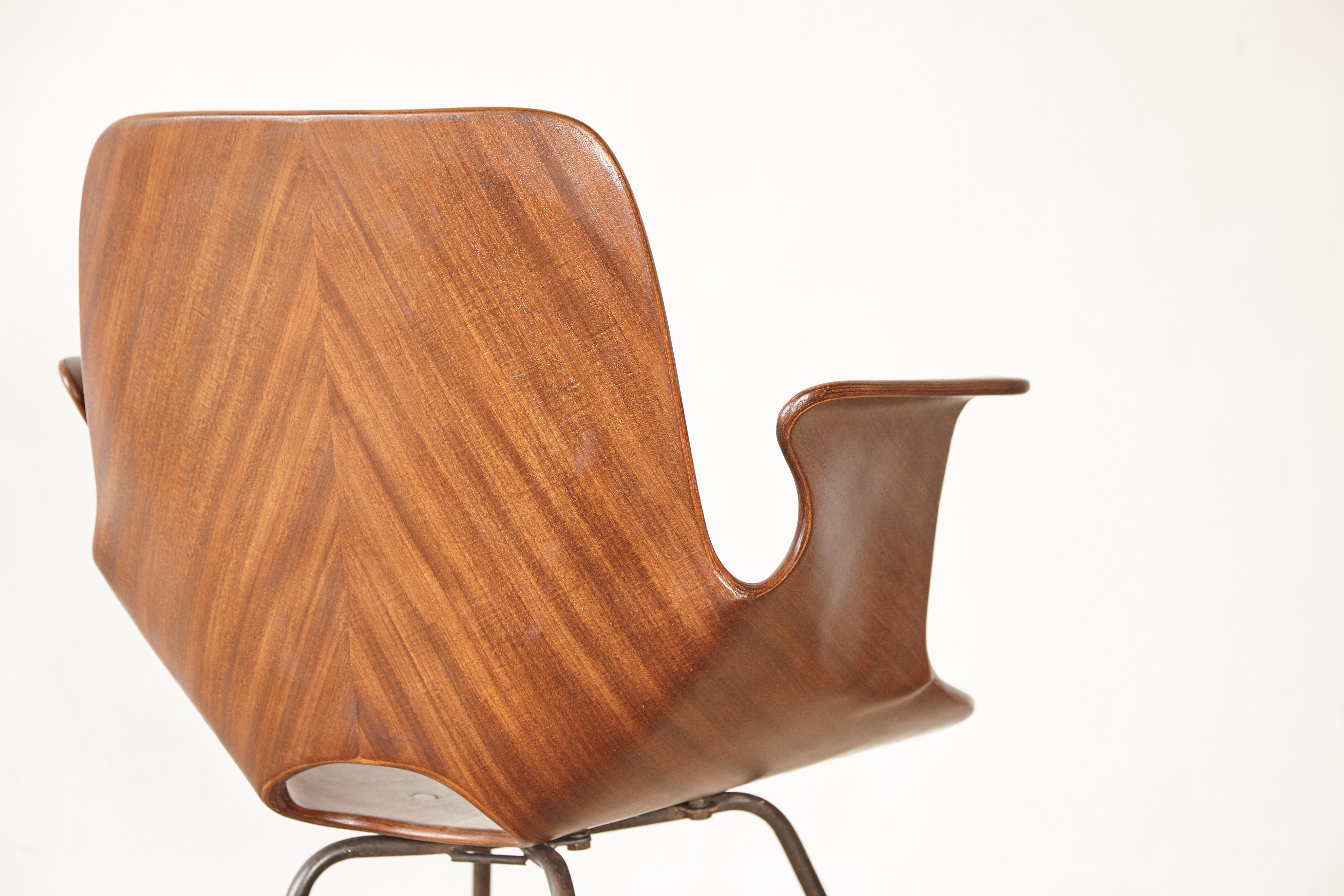 Mid-Century Modern Vittorio Nobili for Fratelli Tagliabue Medea Chair, Italy, 1950s For Sale
