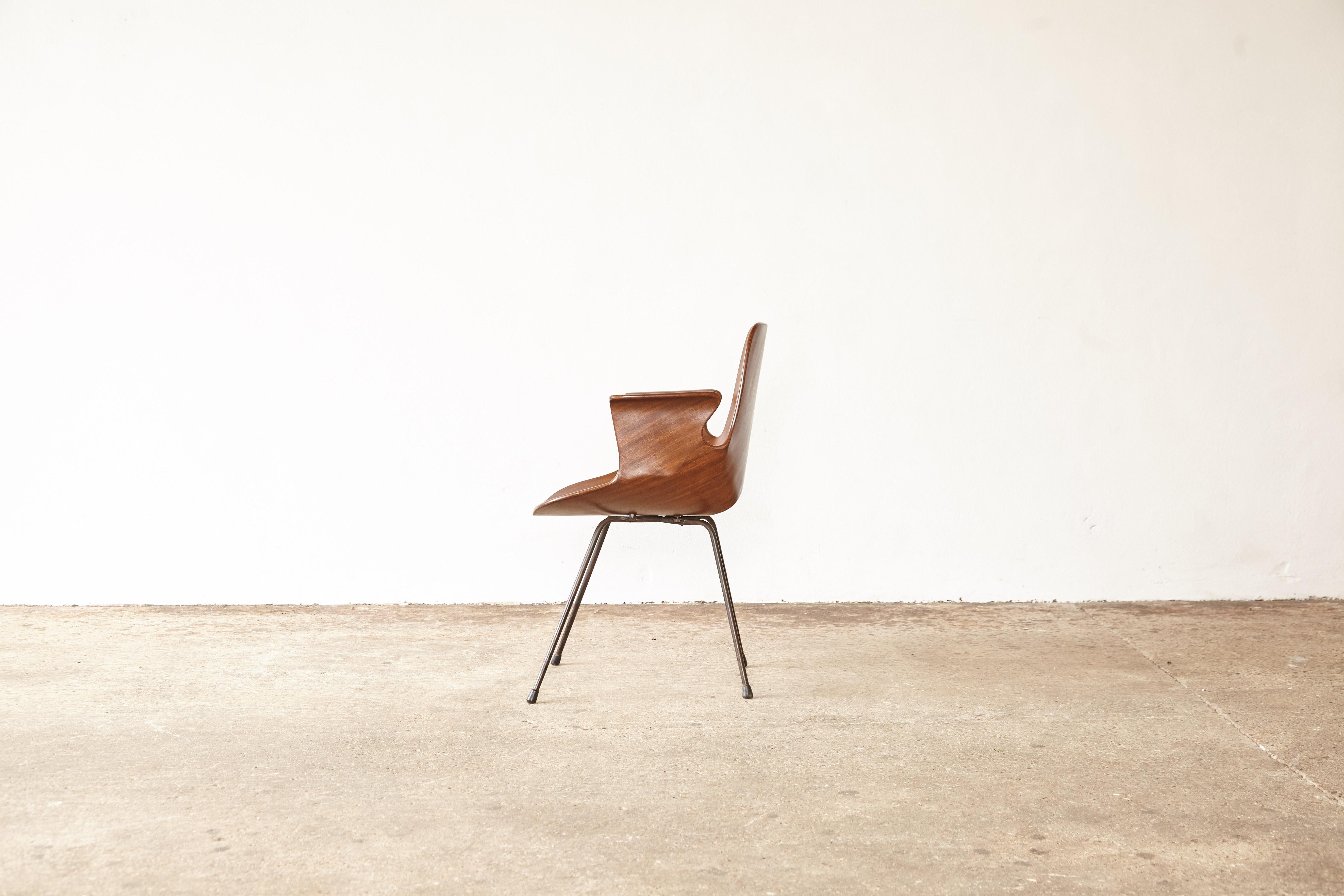 Vittorio Nobili for Fratelli Tagliabue Medea Chair, Italy, 1950s In Good Condition For Sale In London, GB