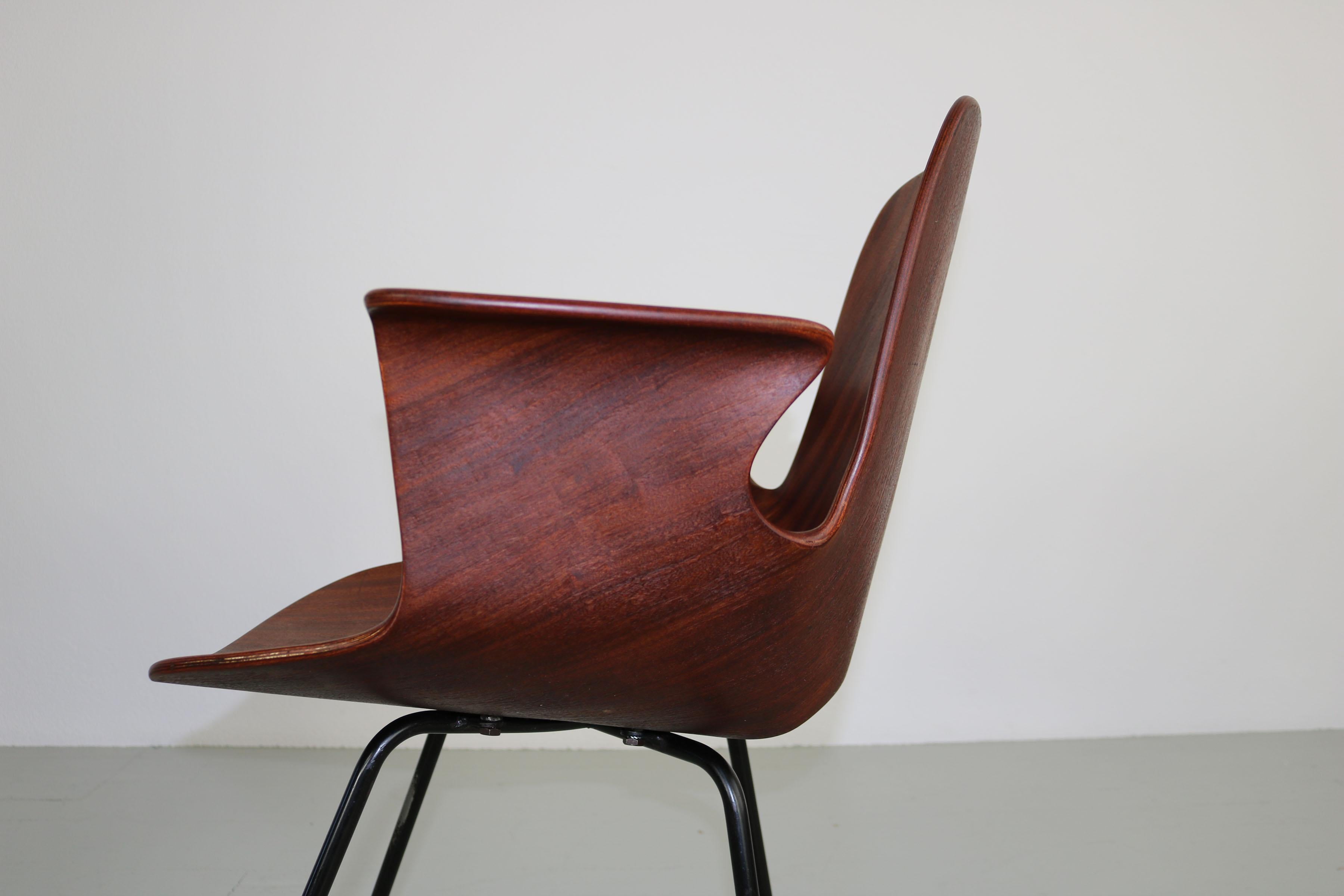 Vittorio Nobili Poltrona italiana in legno 