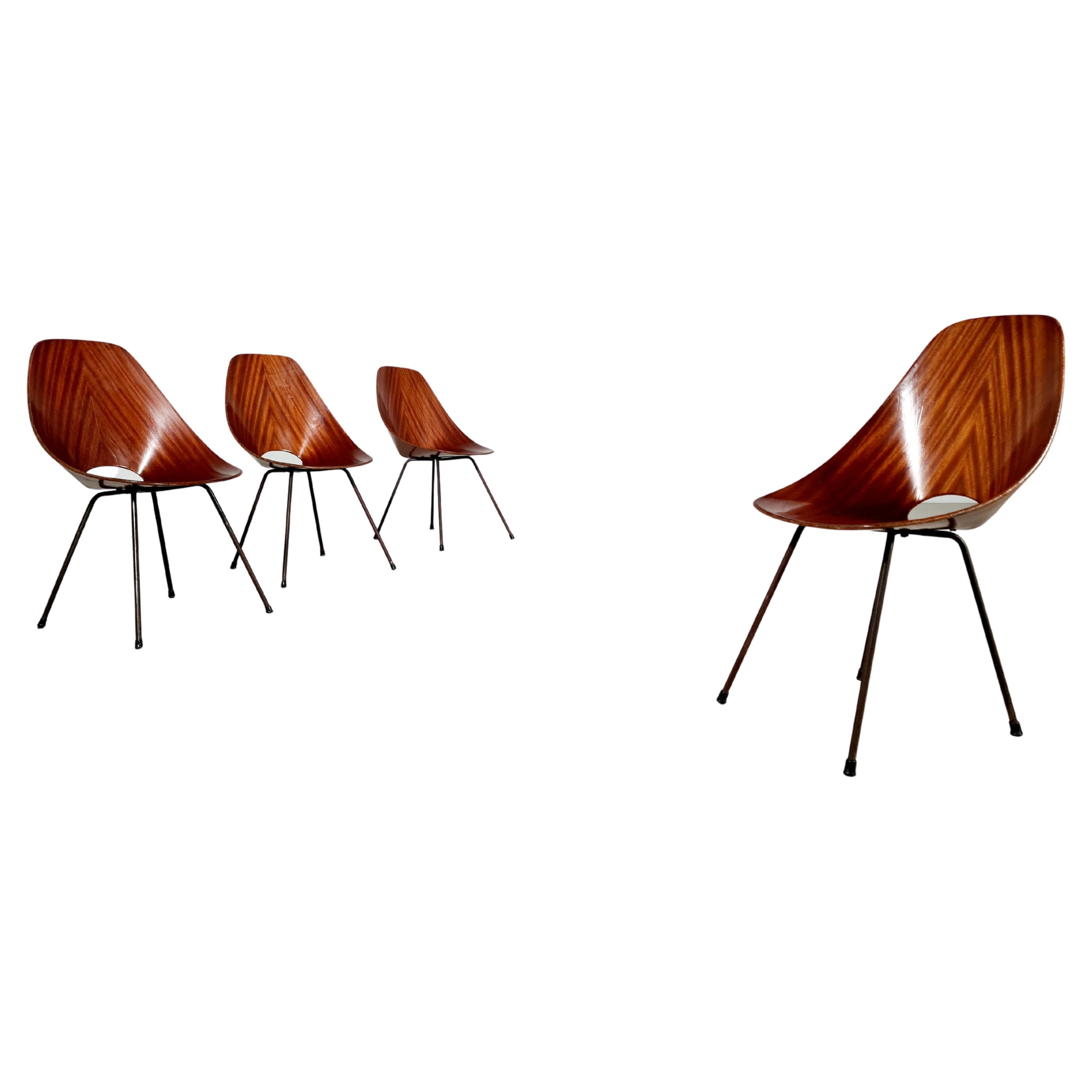 Vittorio Nobili Chairs - 21 For Sale at 1stDibs