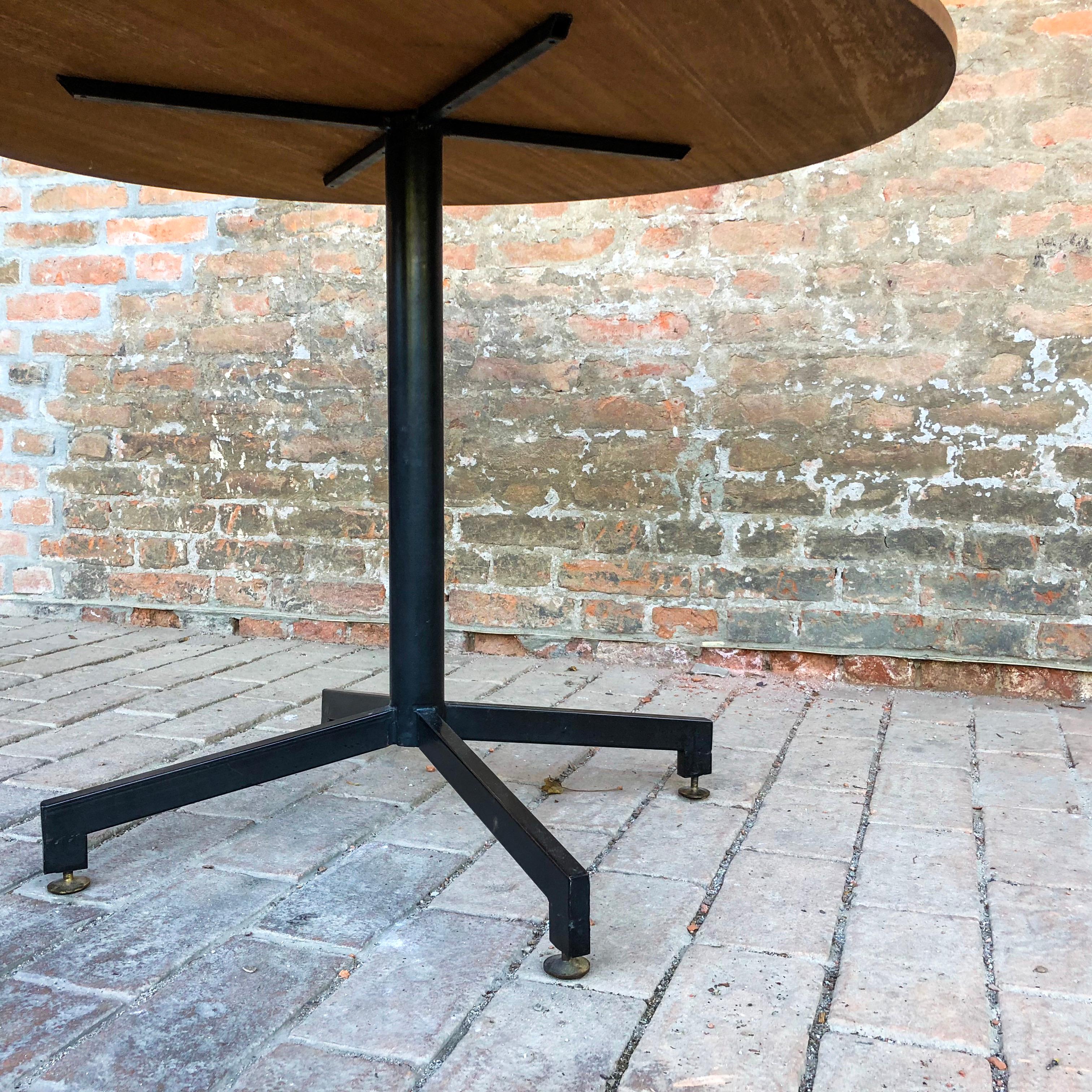 Italiano Vittorio Nobiliis Tavolo Medea in teak di metà secolo, 1956