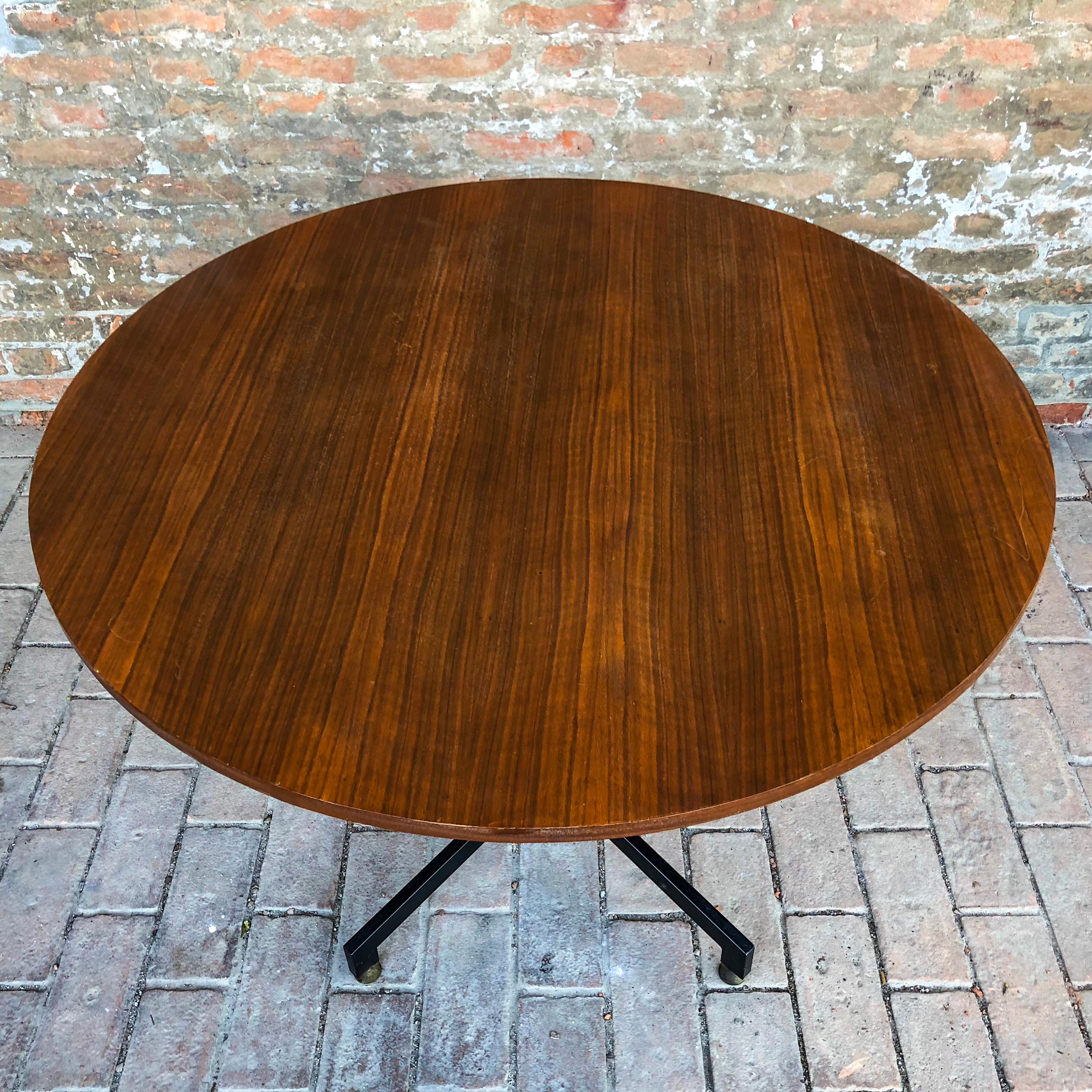 Vittorio Nobiliis Tavolo Medea in teak di metà secolo, 1956 In condizioni buone a Vicenza, IT
