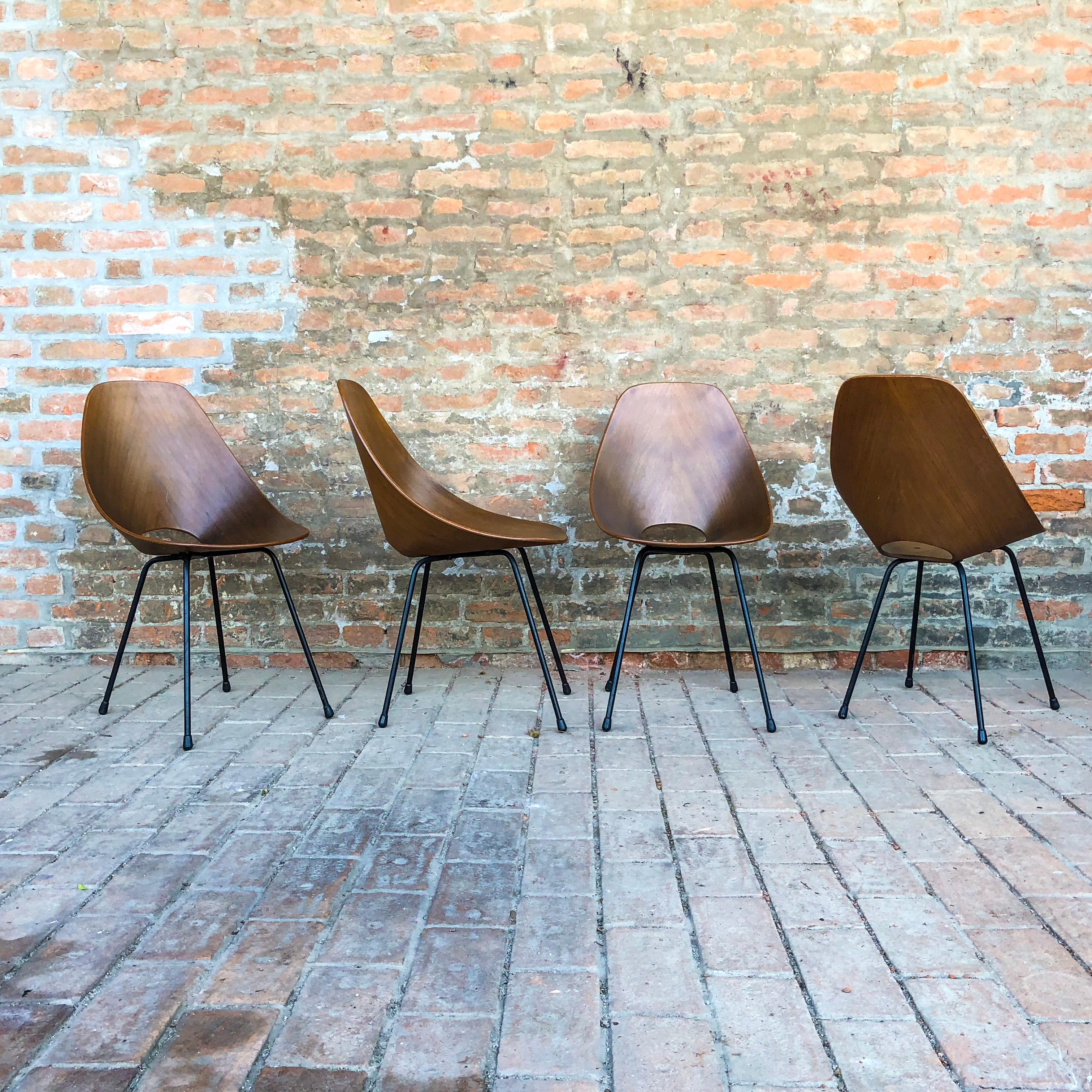 Italian Vittorio Nobili Midcentury Teak Medea Dining Room Chairs, 1956, Set of Four For Sale