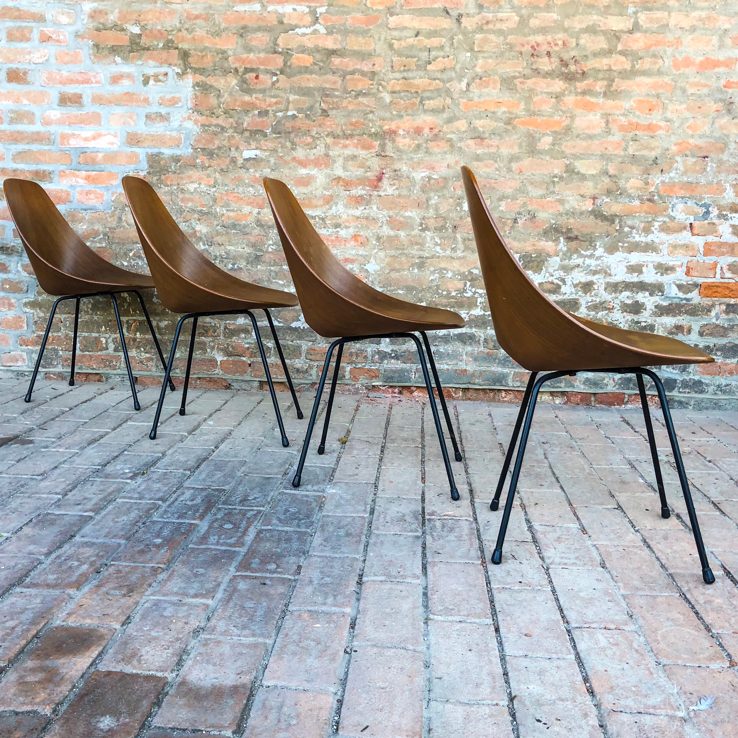 Italian Vittorio Nobili Midcentury Teak “Medea” Dining Room Chairs, 1956, Set of Four For Sale