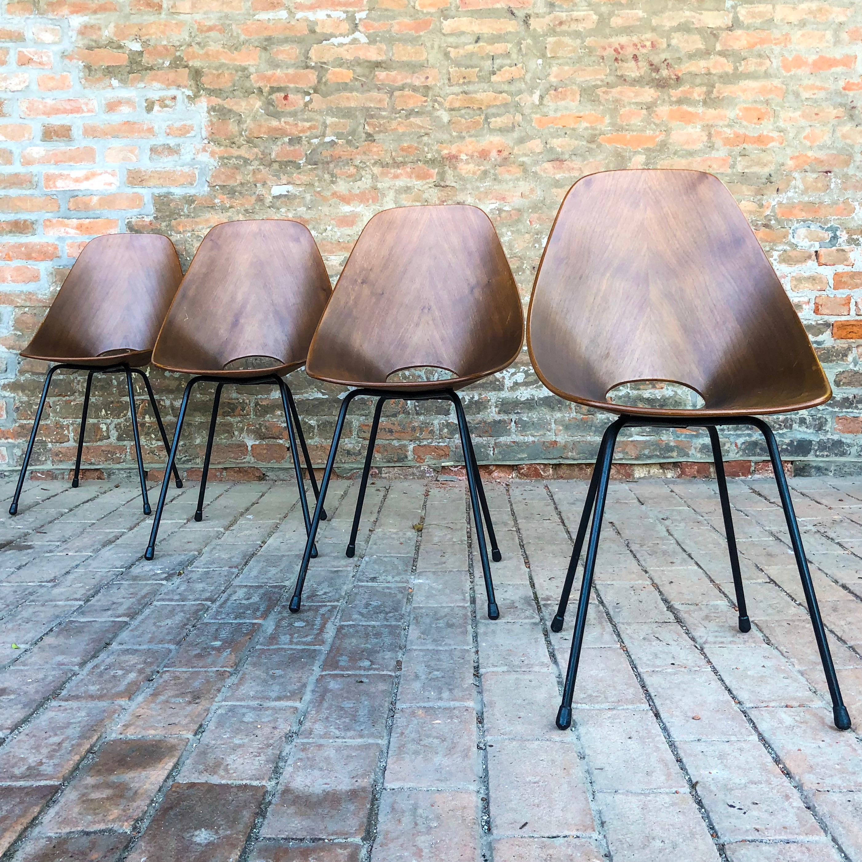 Lacquered Vittorio Nobili Midcentury Teak “Medea” Dining Room Chairs, 1956, Set of Four For Sale