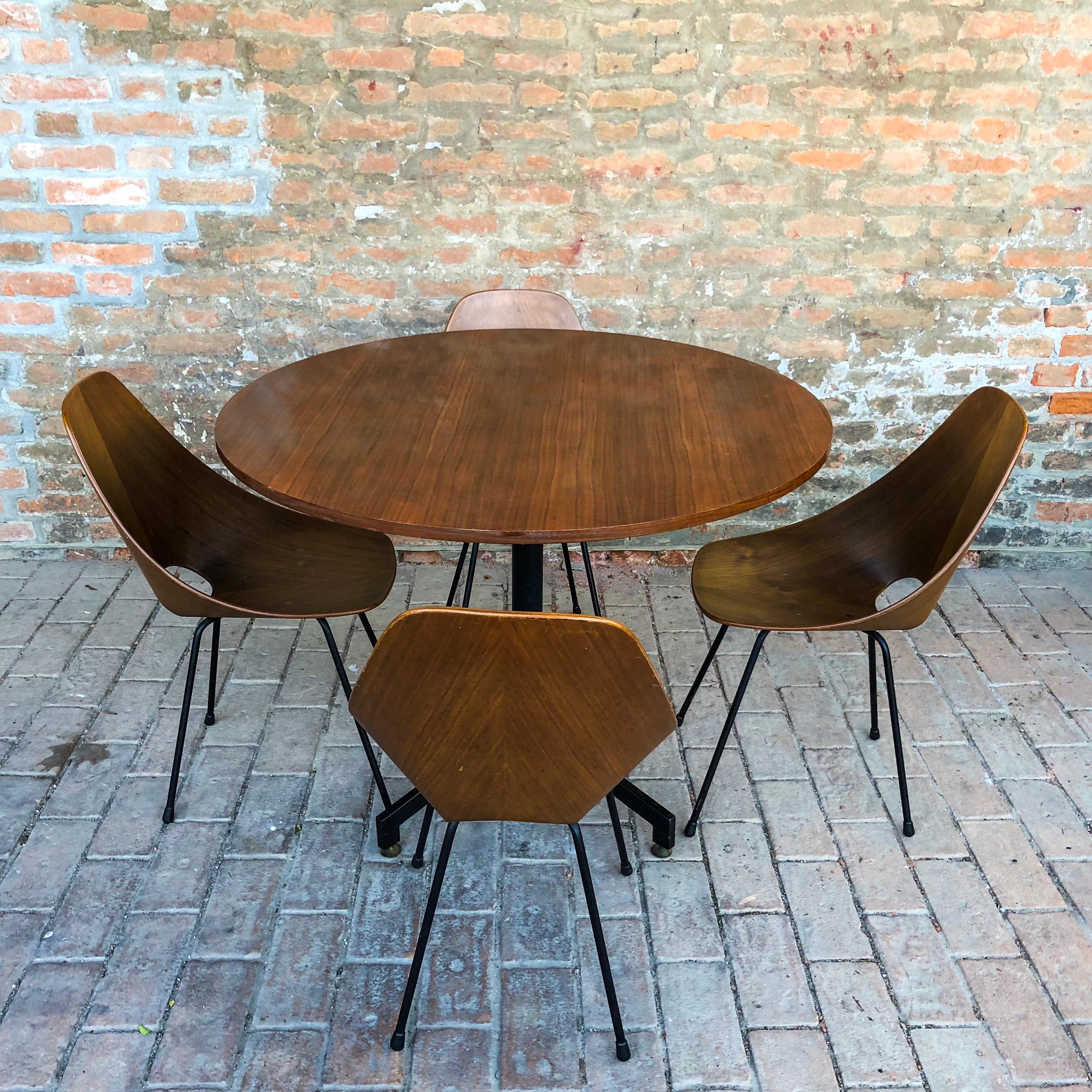 Laqué Ensemble de salle à manger Medea en teck du milieu du siècle avec table et chaises, Vittorio Nobili, 1956 en vente