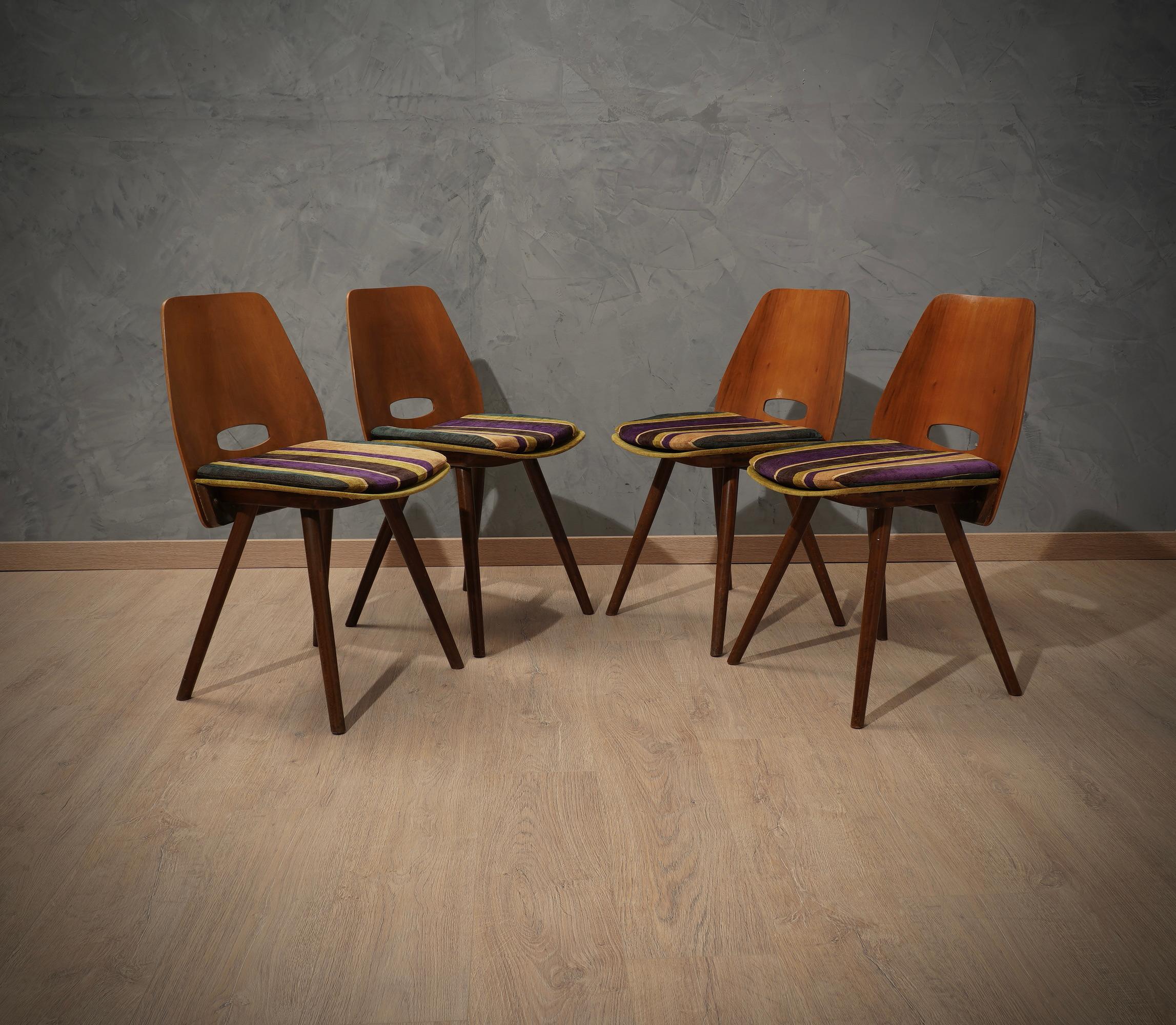 Vittorio Nobili Walnut and Velvet Italian Mid-century Chairs, 1955 For Sale 5