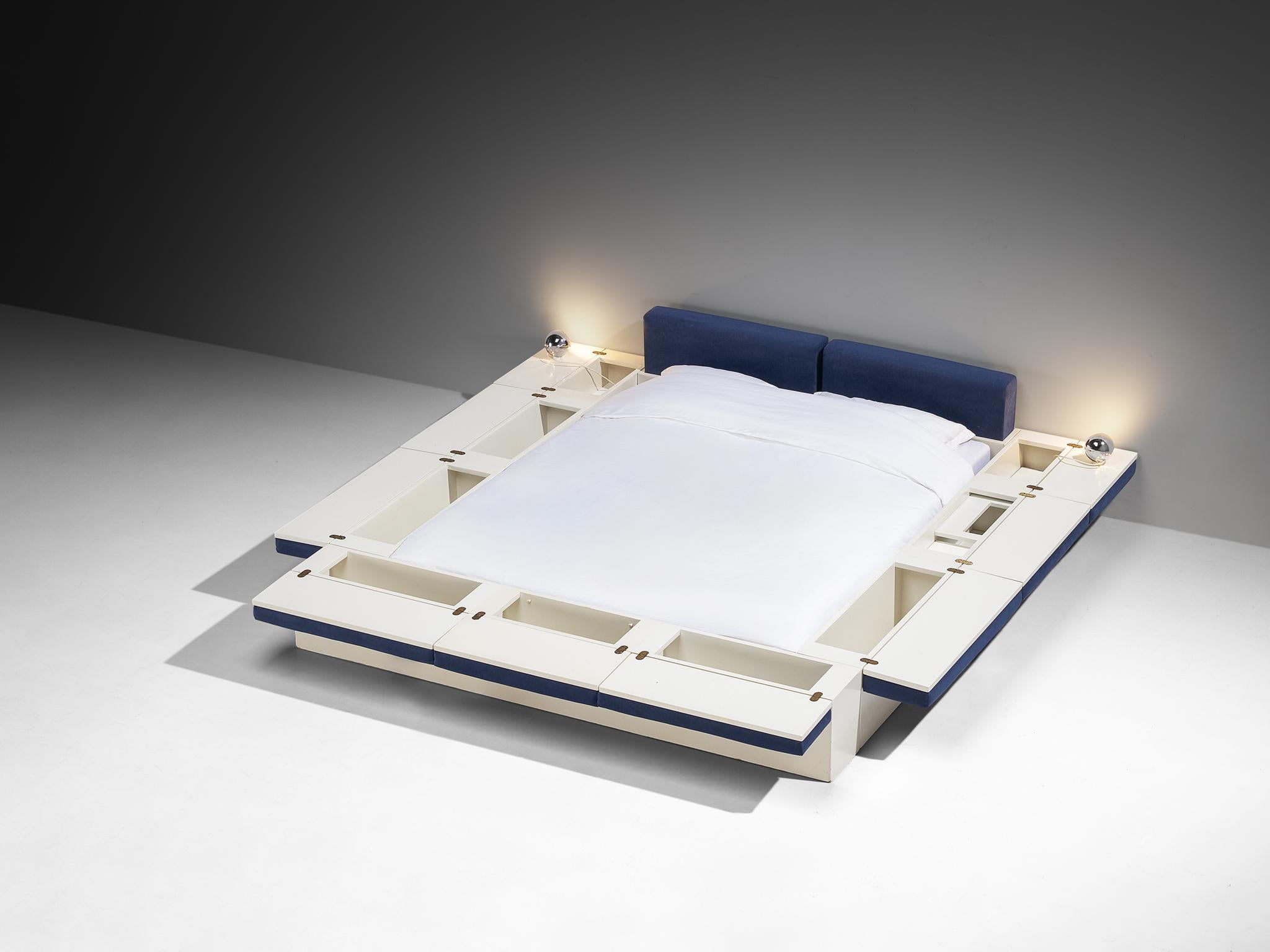 Vittorio Rossi and Luciano Bertoncini for Cjfra 'Zattera' Bed For Sale 3