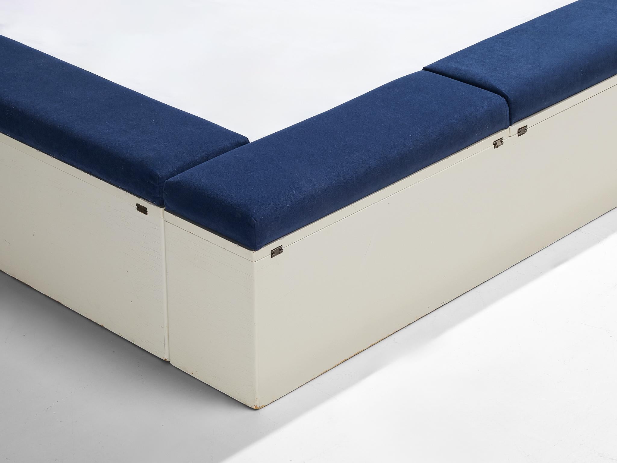 Late 20th Century Vittorio Rossi and Luciano Bertoncini for Cjfra 'Zattera' Bed For Sale
