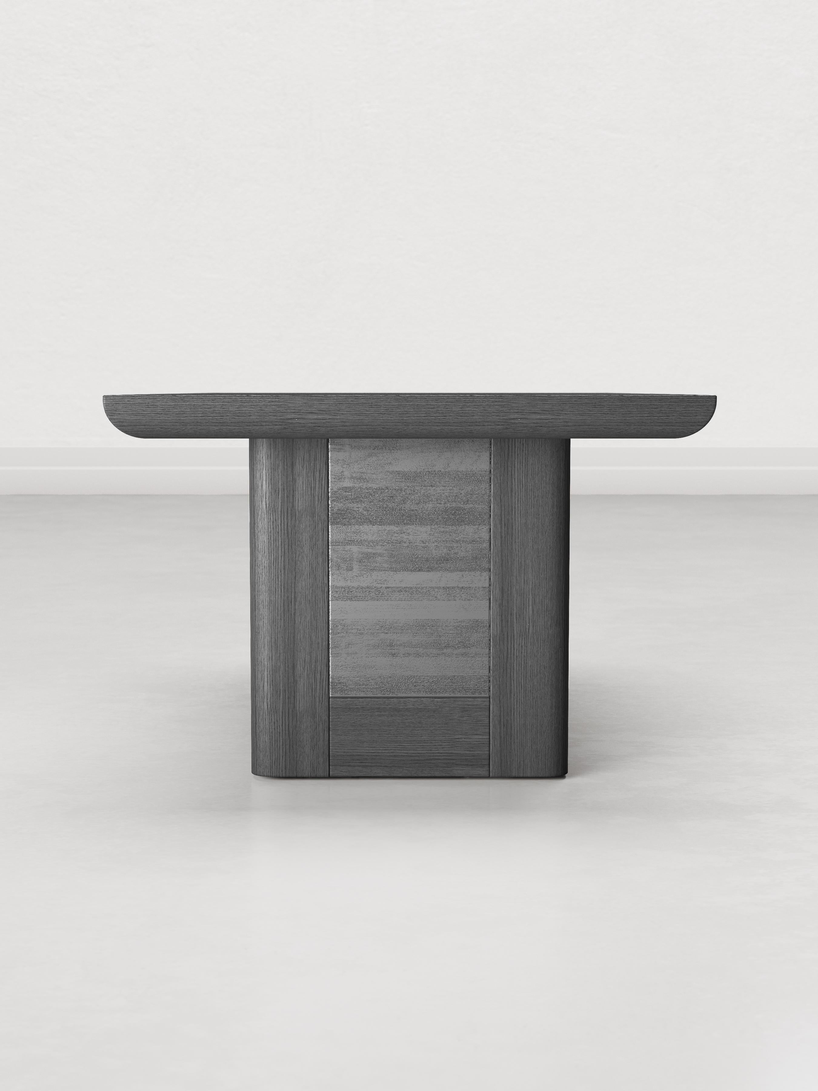 Moderne Table d'appoint Vittorio en frêne noir et marbre Notre Dame en vente