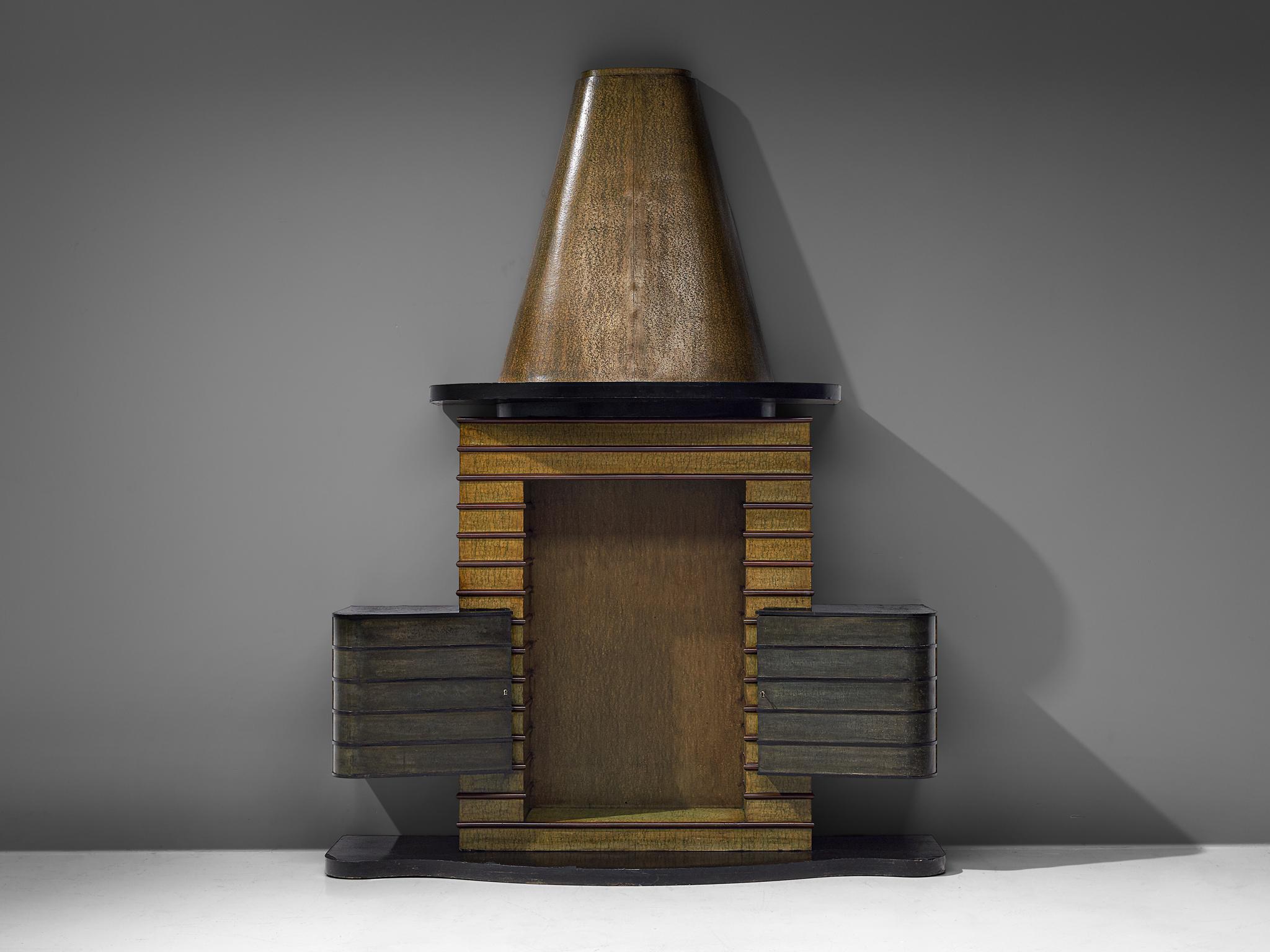 Vittorio Valabrega, bar cabinet, wood, Italy, 1930s

A bar cabinet by the Italian artist and designer Vittorio Valabrega from the 1930s. The cabinet features an organic shaped base in black lacquer. The storage area consists of three elements, one